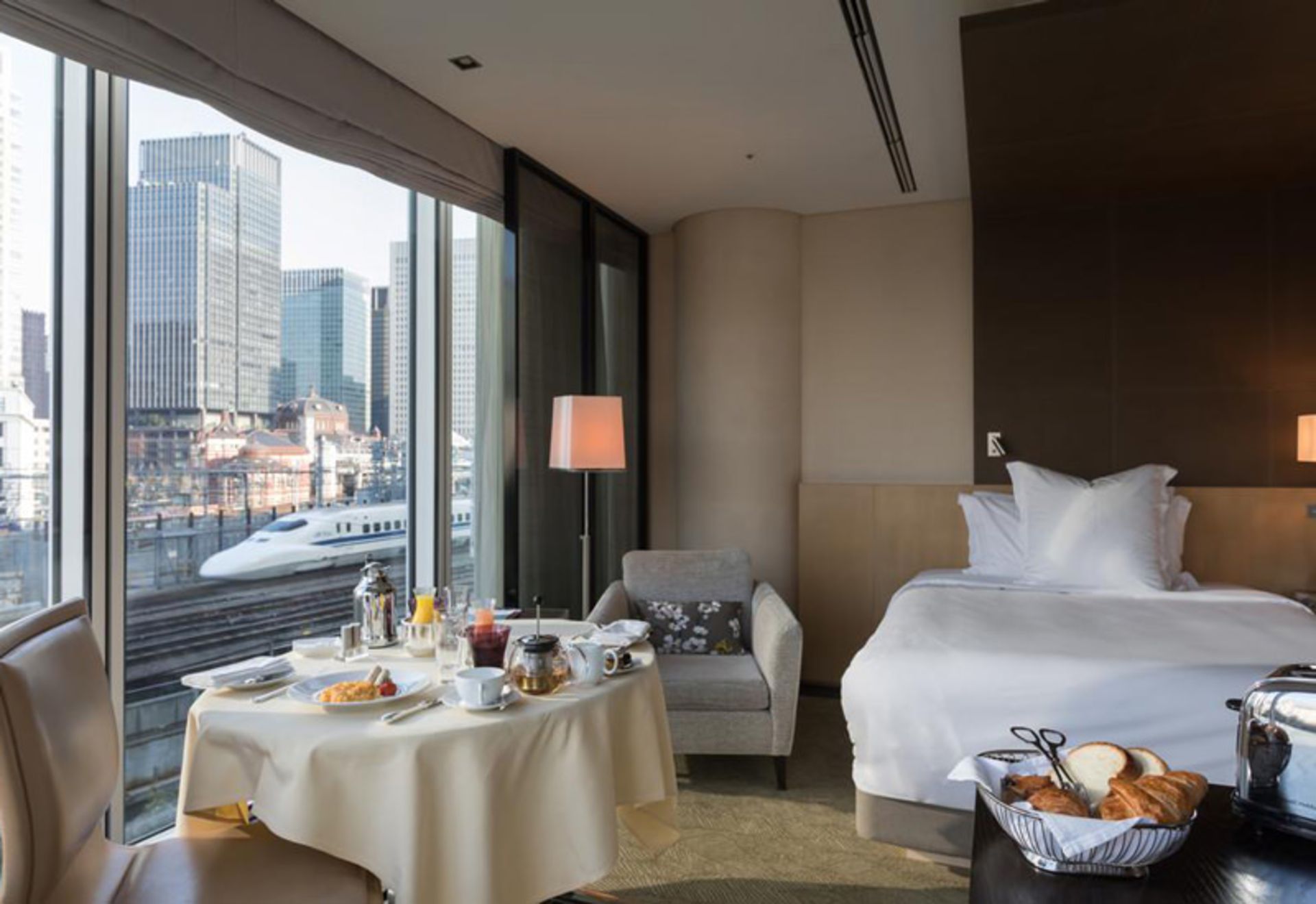 هتل فور سیزن توکیو (Four Seasons Hotel Tokyo at Marunouchi)