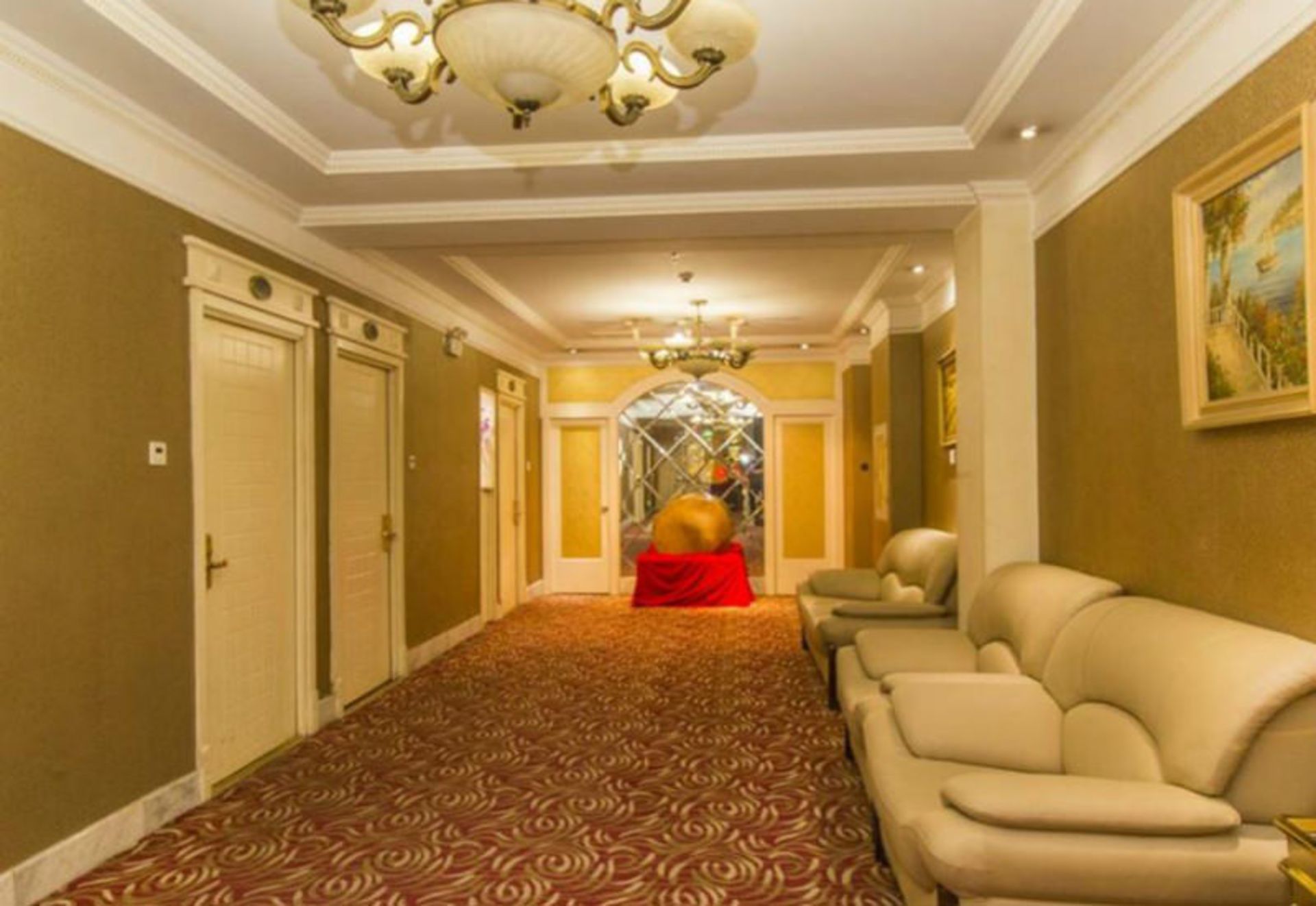 هتل سنت انجل (Saint Angel Hotel)