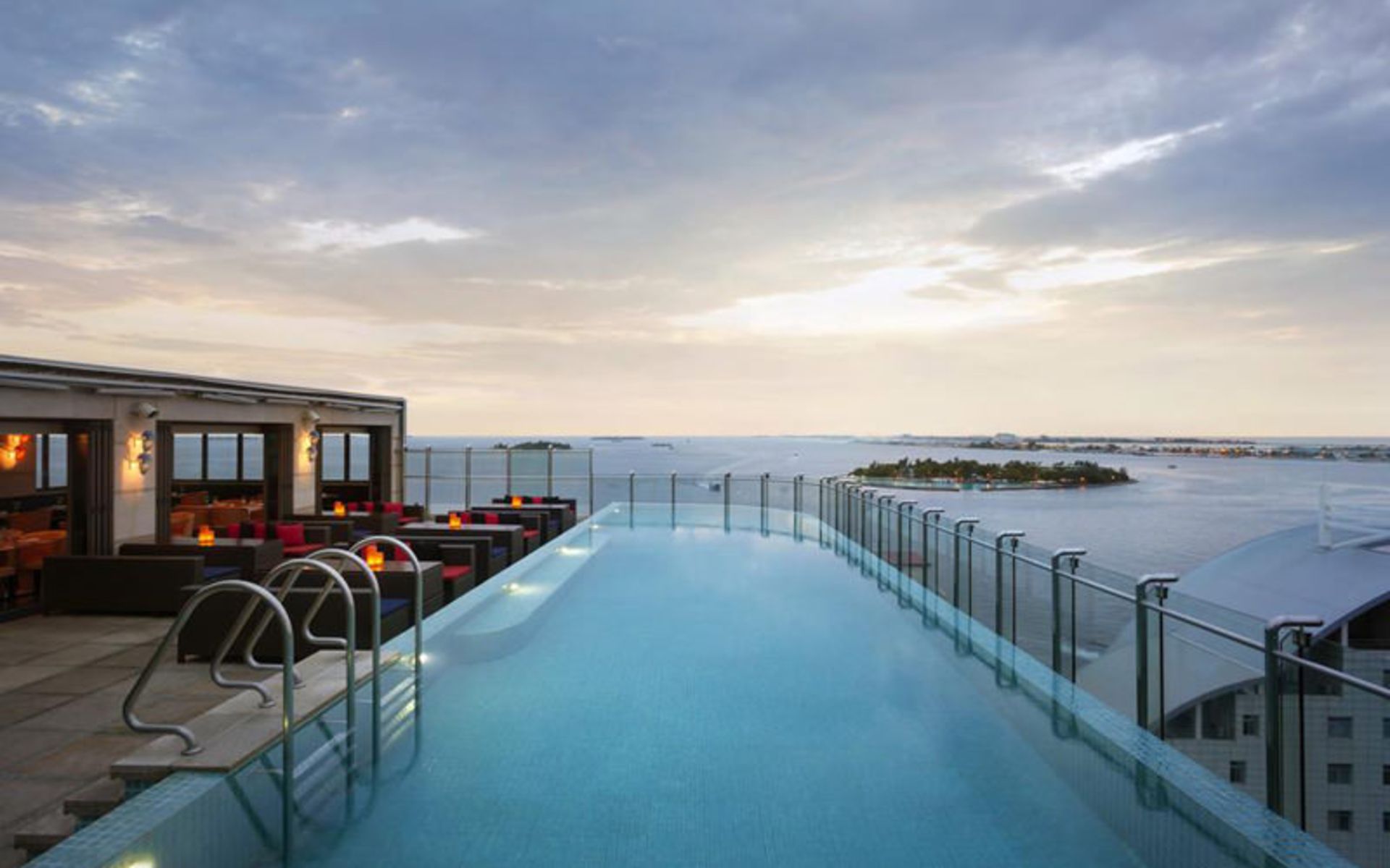 هتل جن‌ ماله (Hotel Jen Malé)