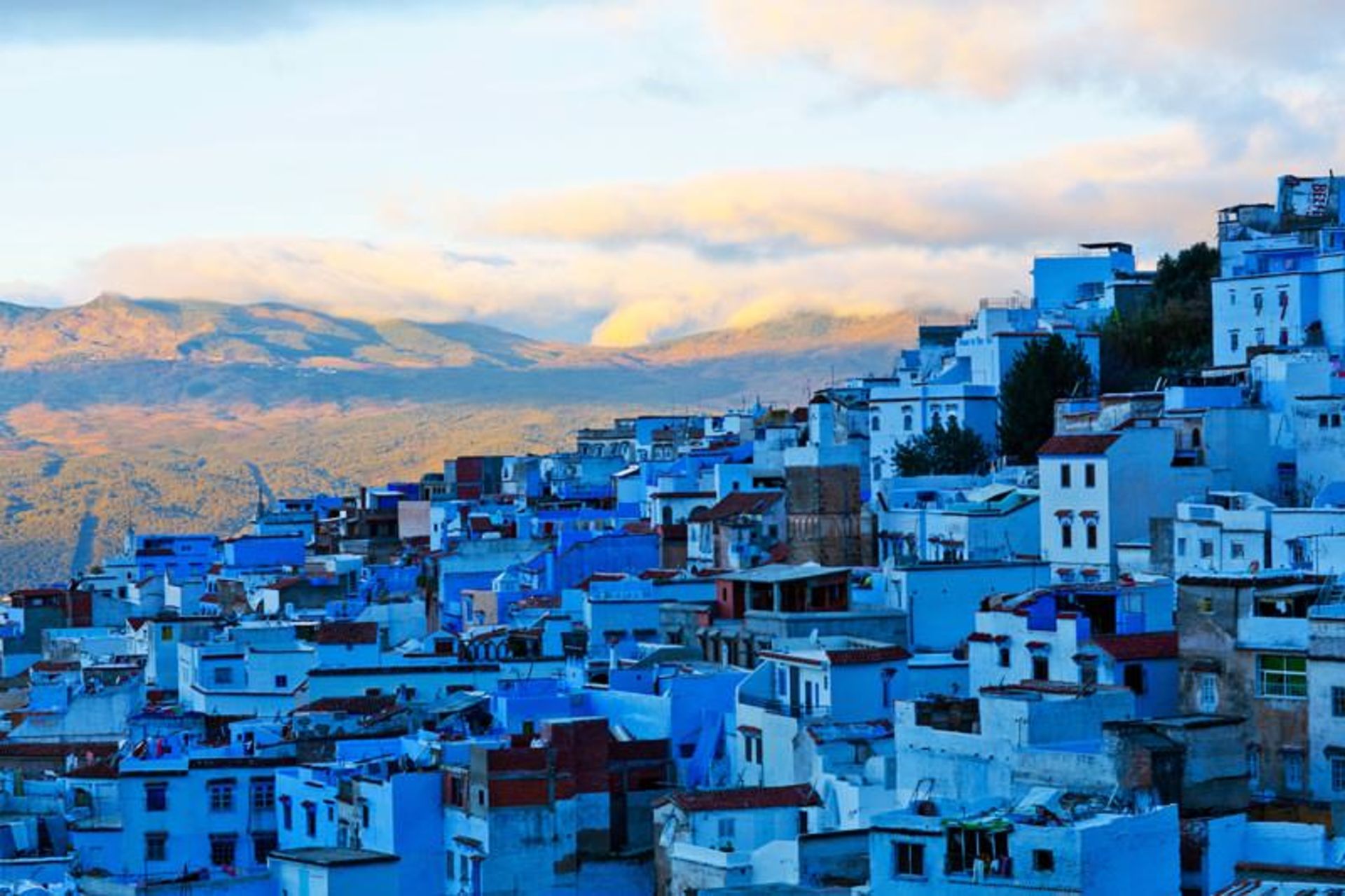 بهترین زمان سفر به طنجه؛ شهر تمدن های متعدد در مراکش