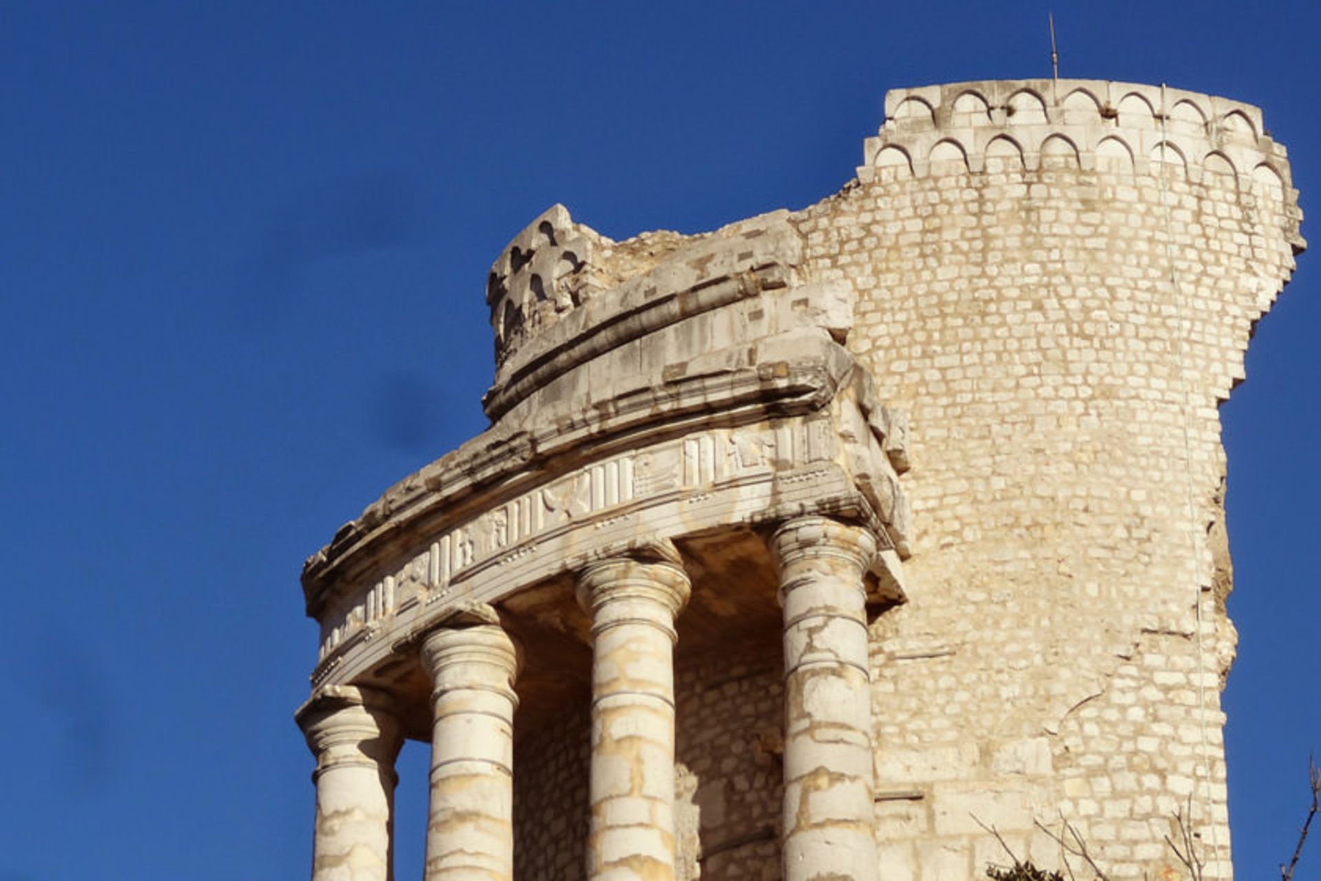 بنای یادبود پیروزی آلپی