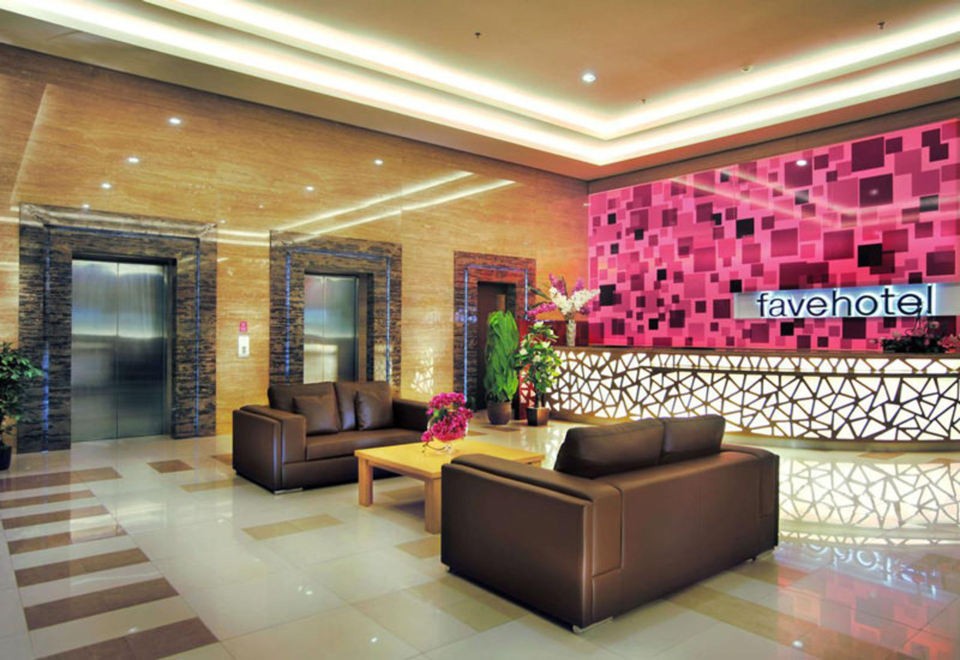 هتل فیو هتل پاسار بارو (favehotel Pasar Baru)