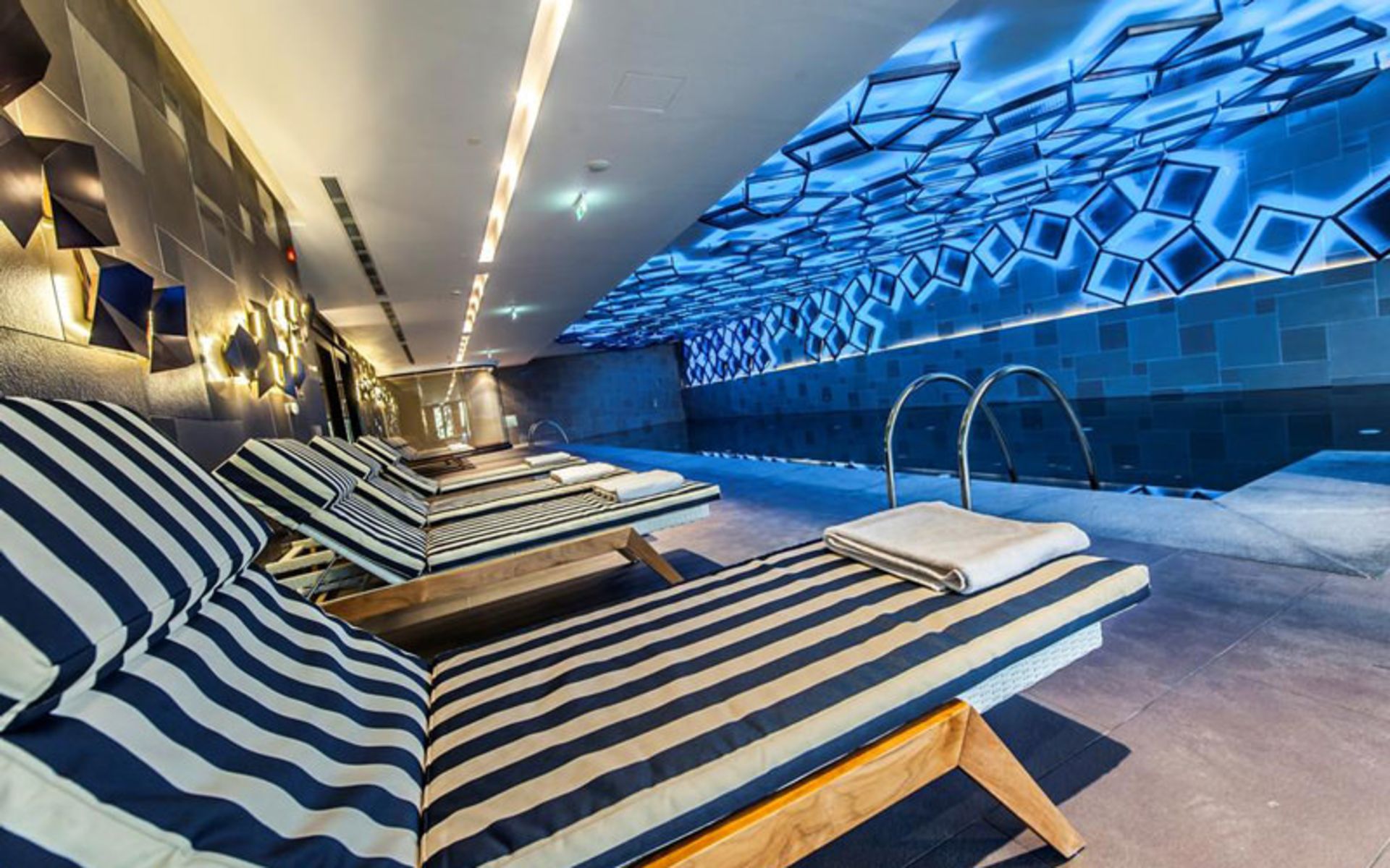 هتل متروپل پالاس بلگراد (Hotel Metropol Palace)