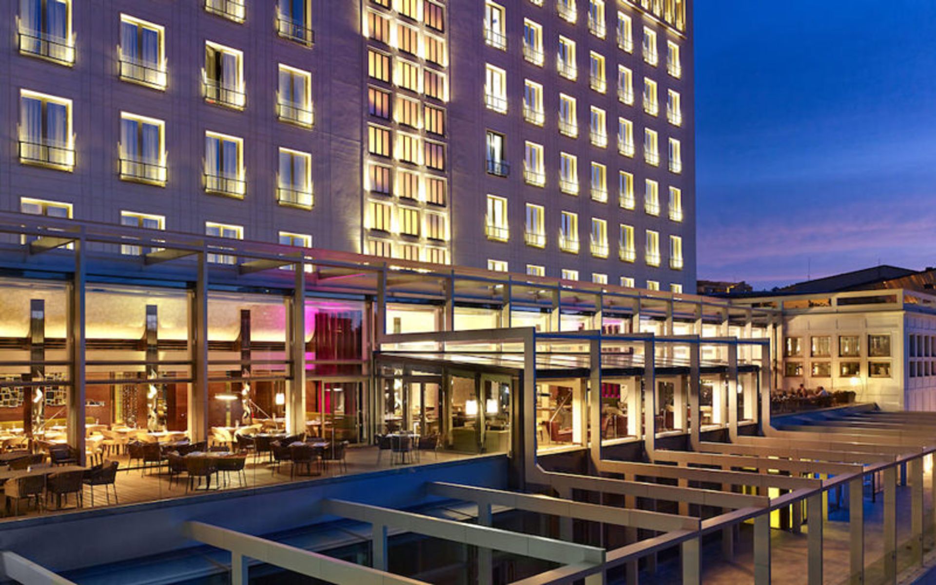 هتل متروپل پالاس بلگراد (Hotel Metropol Palace)