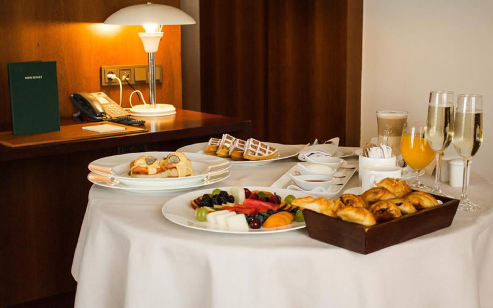 هتل اسکوئر ناین بلگراد (Square Nine Hotel Belgrade)