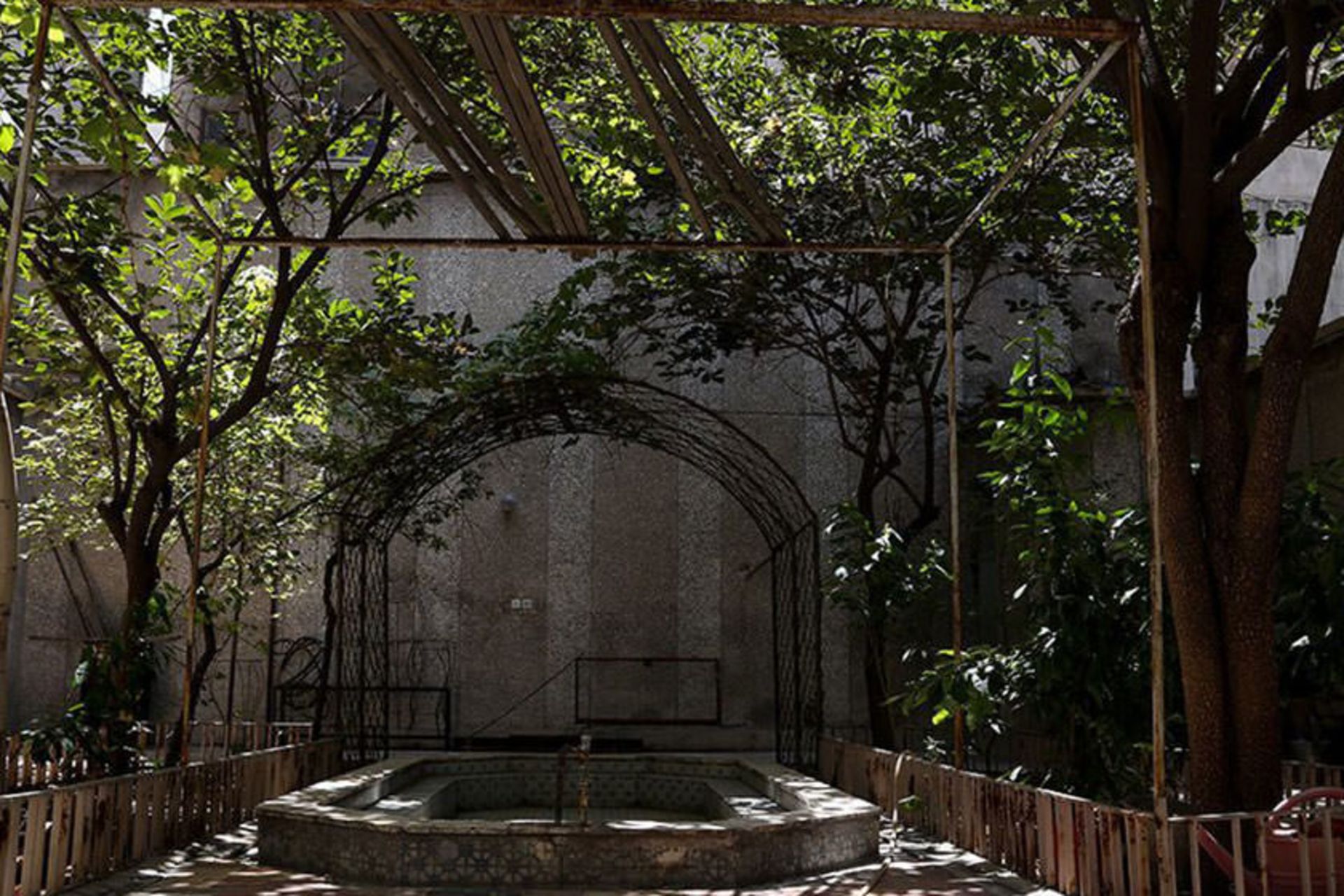 خانه پدری فروغ فرخ‌زاد