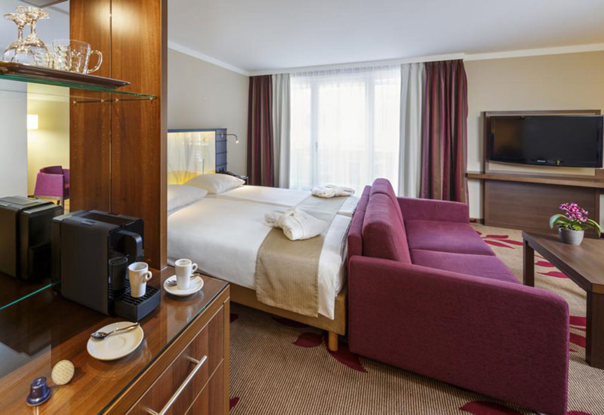 هتل فیفا اسکات (FIFA Hotel Ascot)