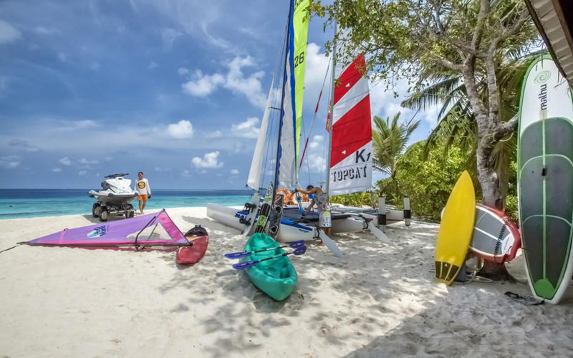 هتل ردی بیج ریزورت (Reethi Beach Resort)