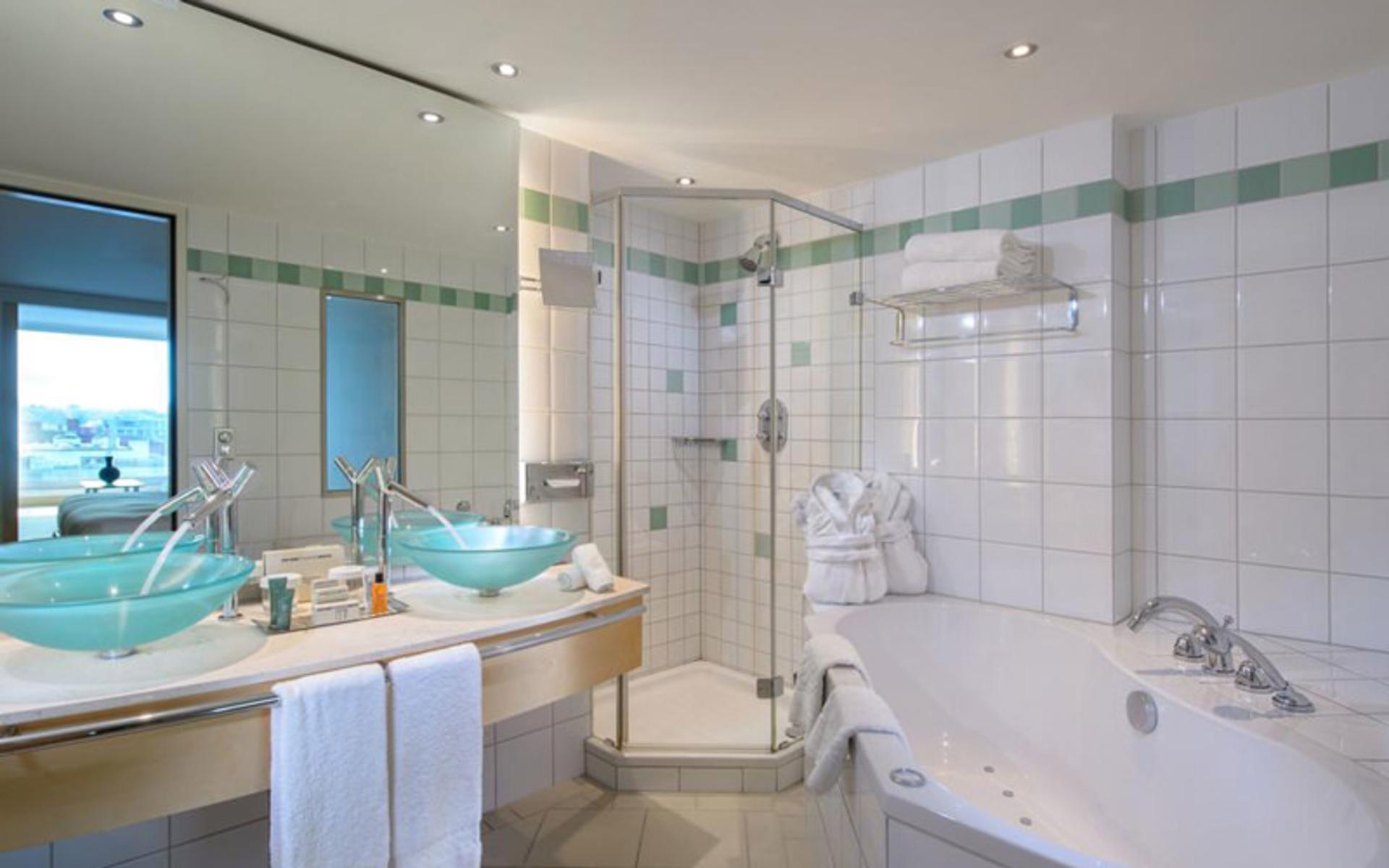 هتل هیلتون زوریخ ایرپورت (Hilton Zurich Airport)