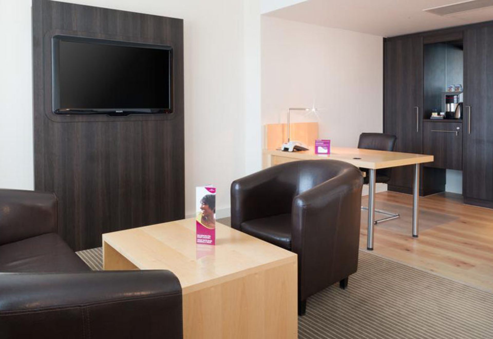 هتل کراون پلازا زوریخ (Crowne Plaza Zürich)