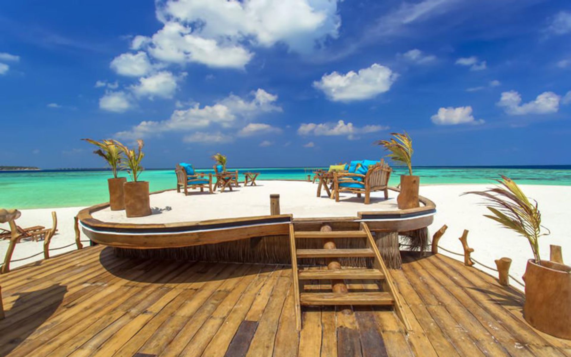 هتل آوه نچرال پارادایس (aaaVeee Nature's Paradise)