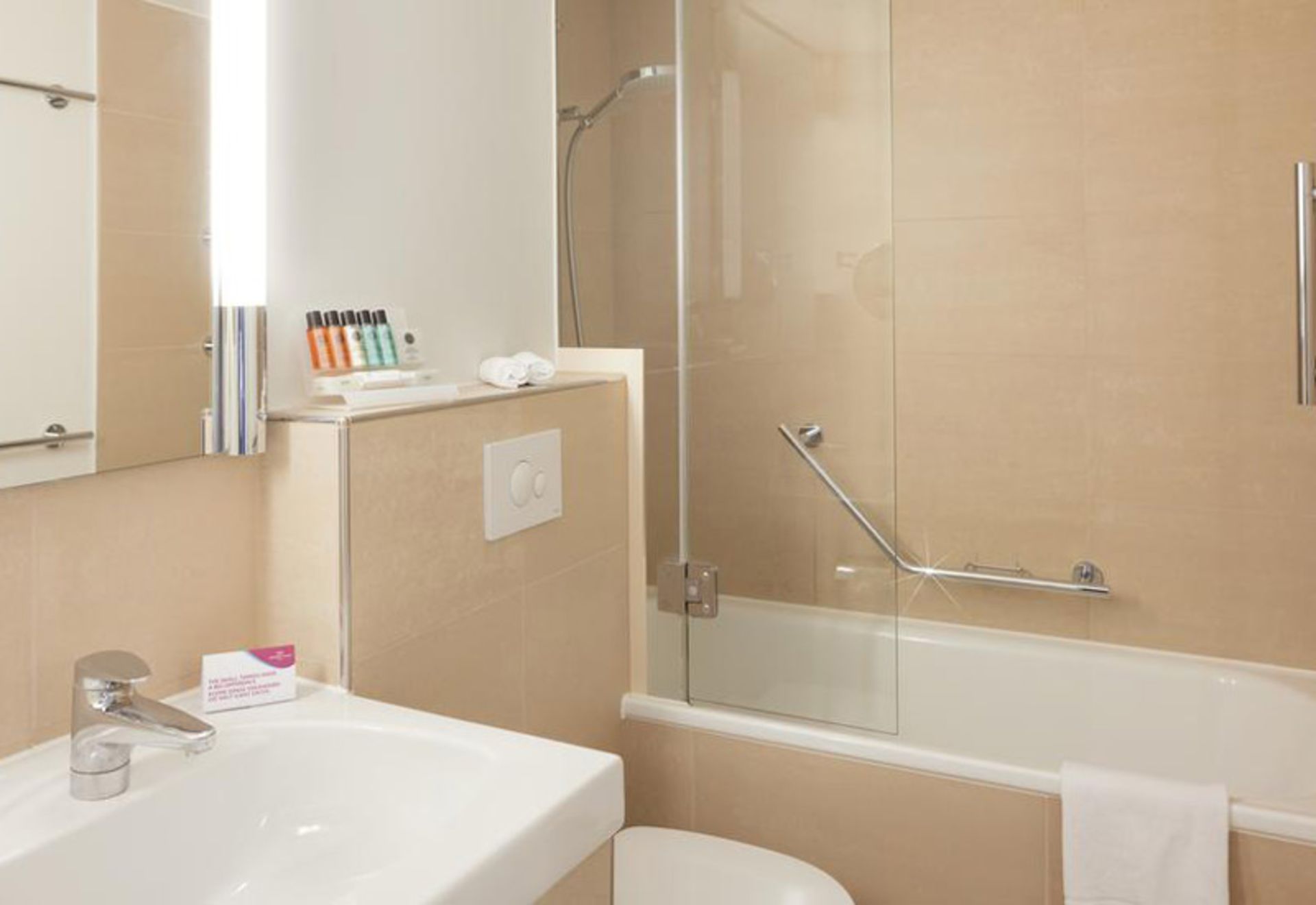 هتل کراون پلازا زوریخ (Crowne Plaza Zürich)