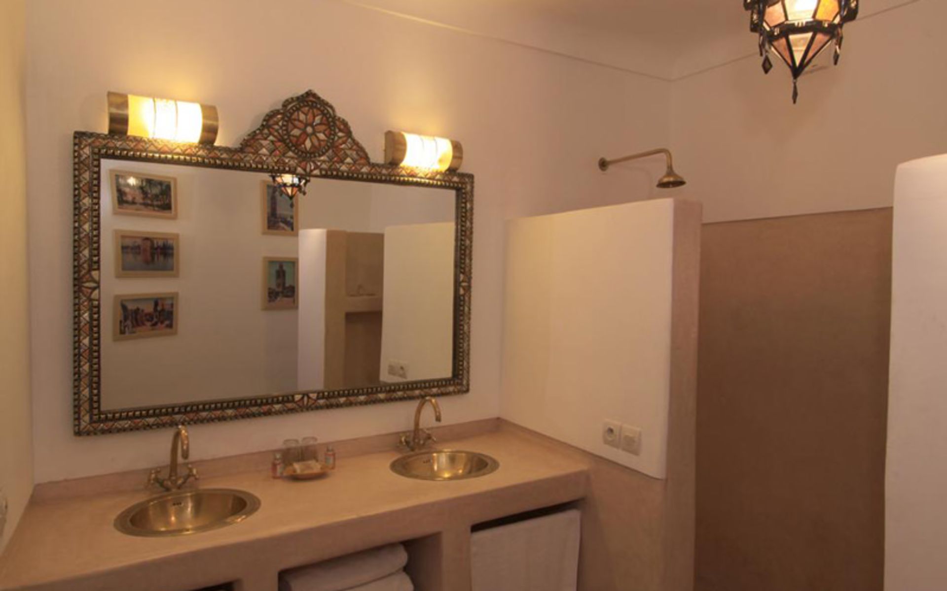 هتل ریاد کارملا (Riad karmela)