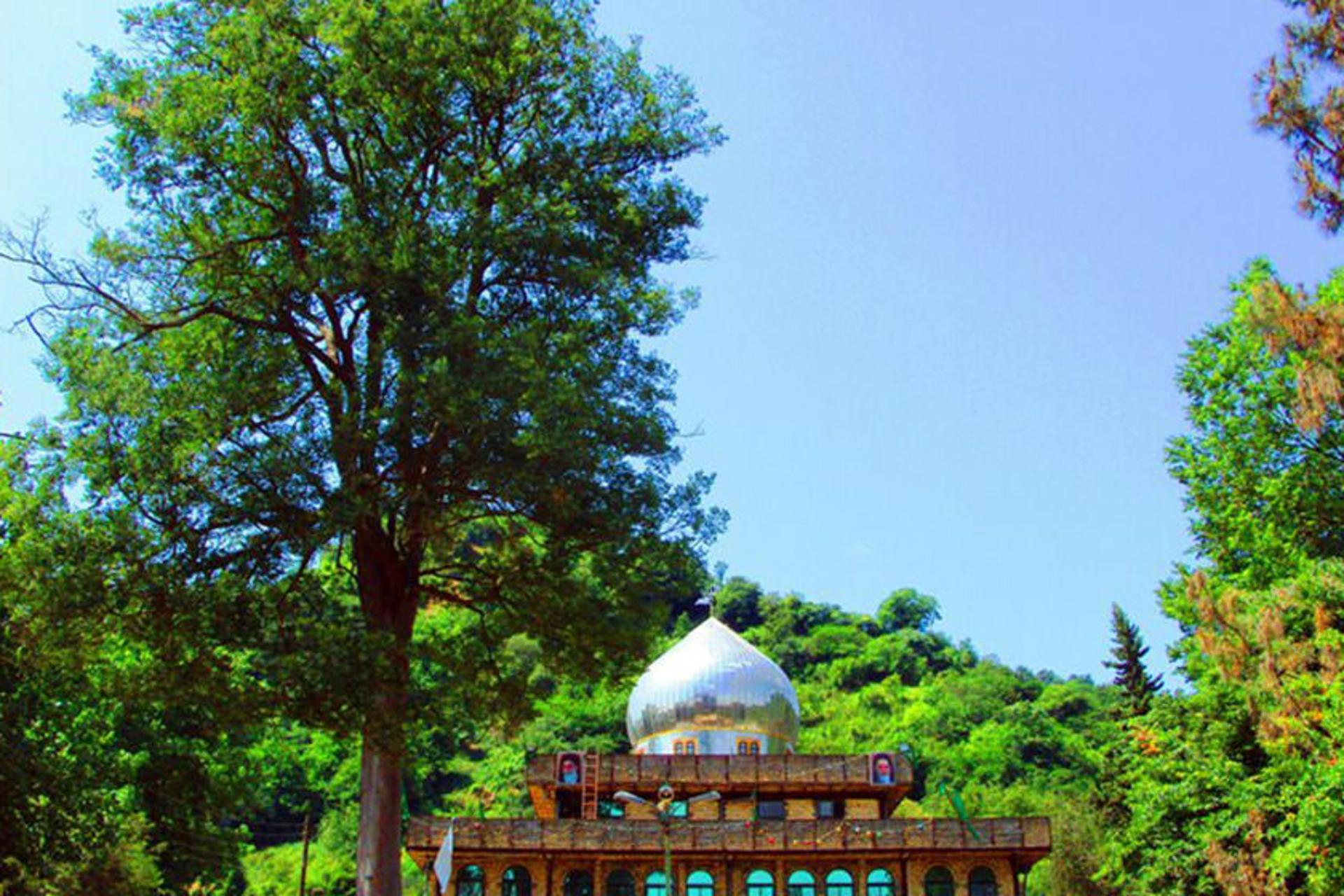 بقعه دوازده امام