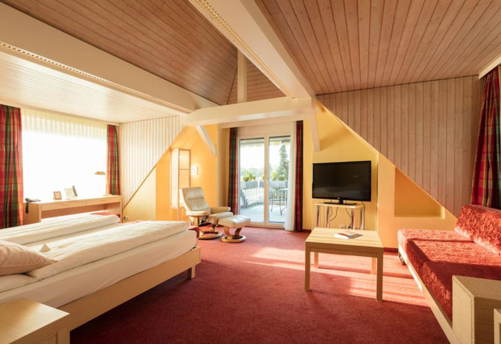 هتل انگیمات سیتی-گاردن (Engimatt City-Gardenhotel)