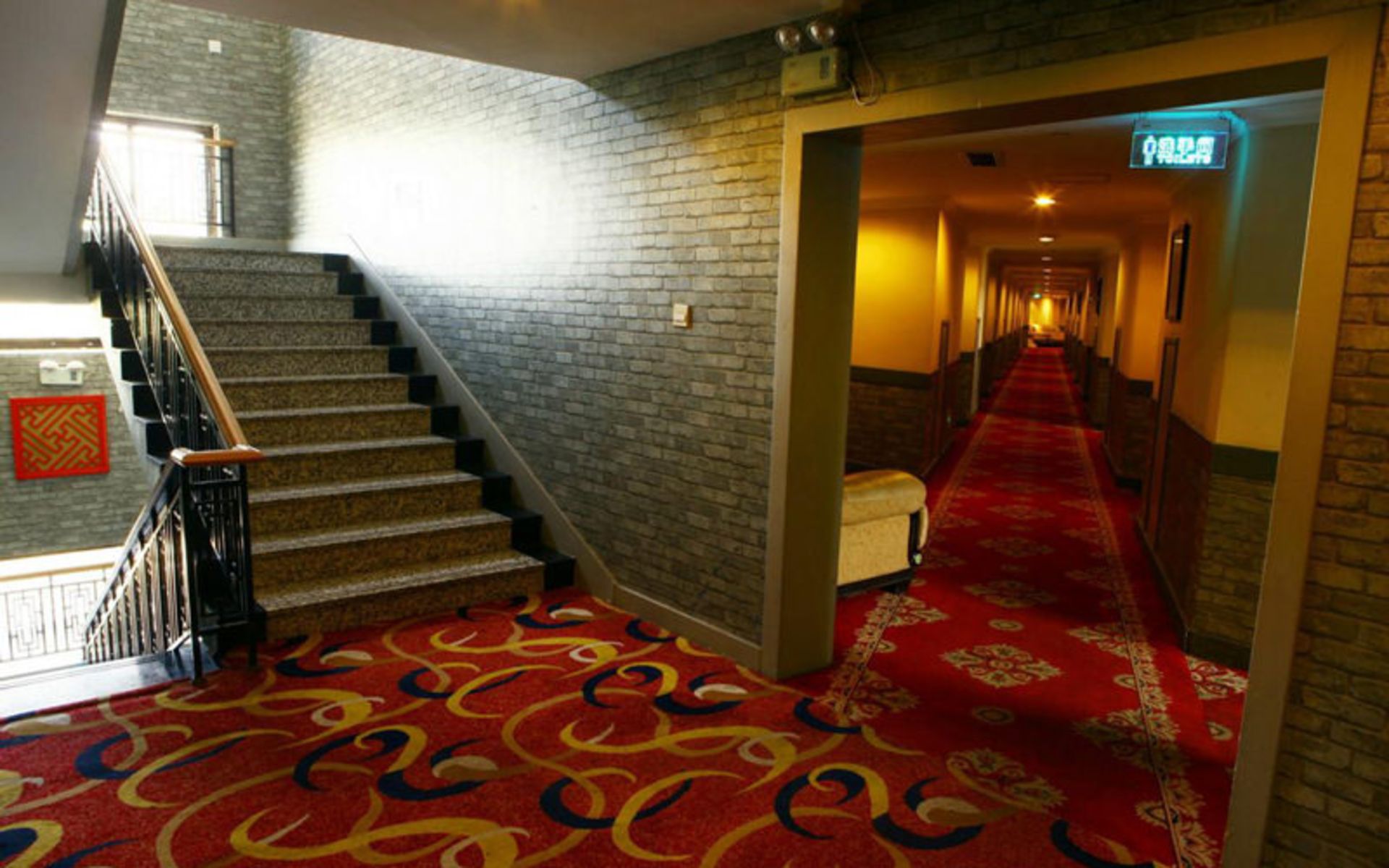 هتل فار ایست (Far East Hotel)