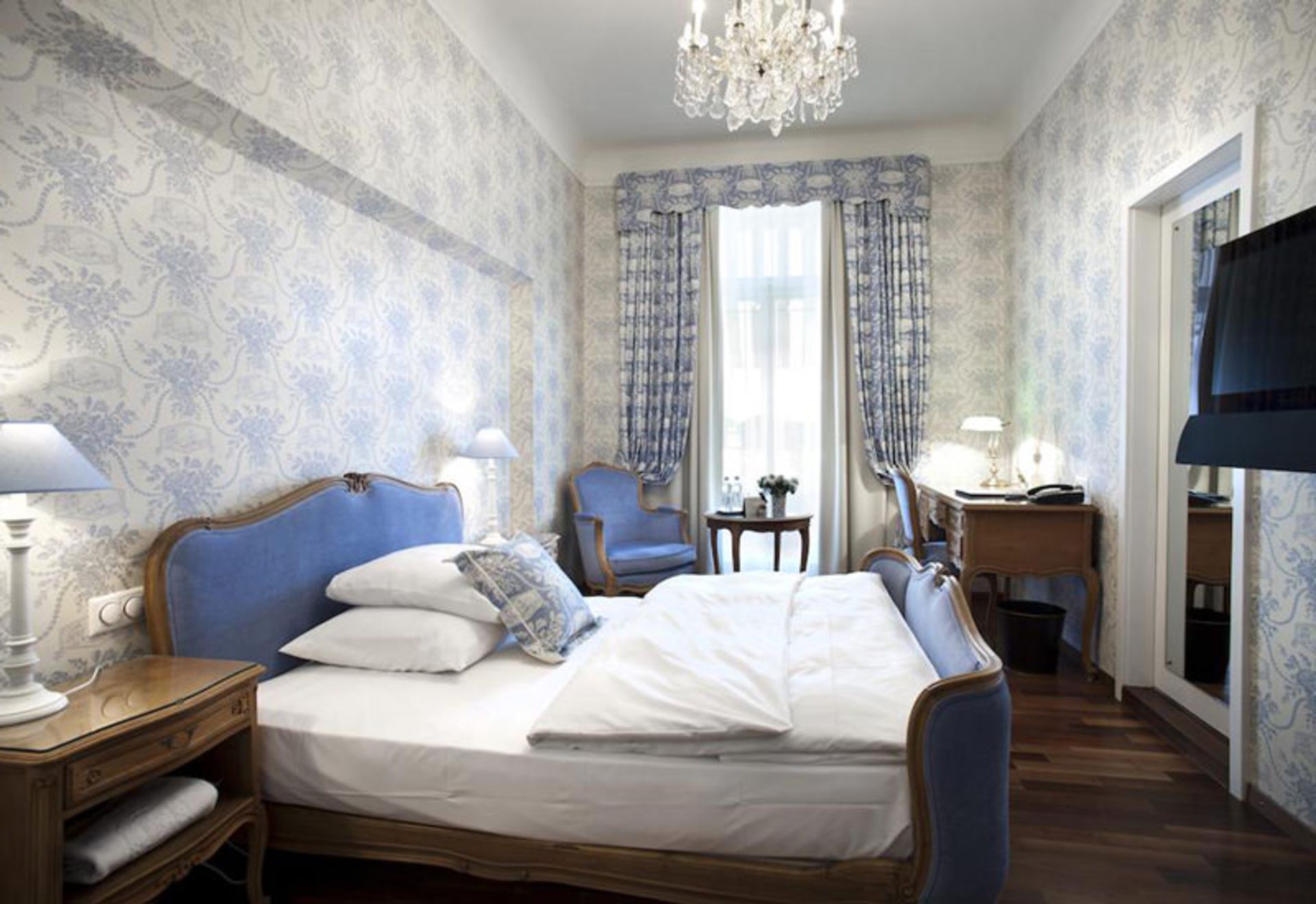هتل گرولیچ دیزاین اند لایف استایل (Greulich Design & Lifestyle Hotel)