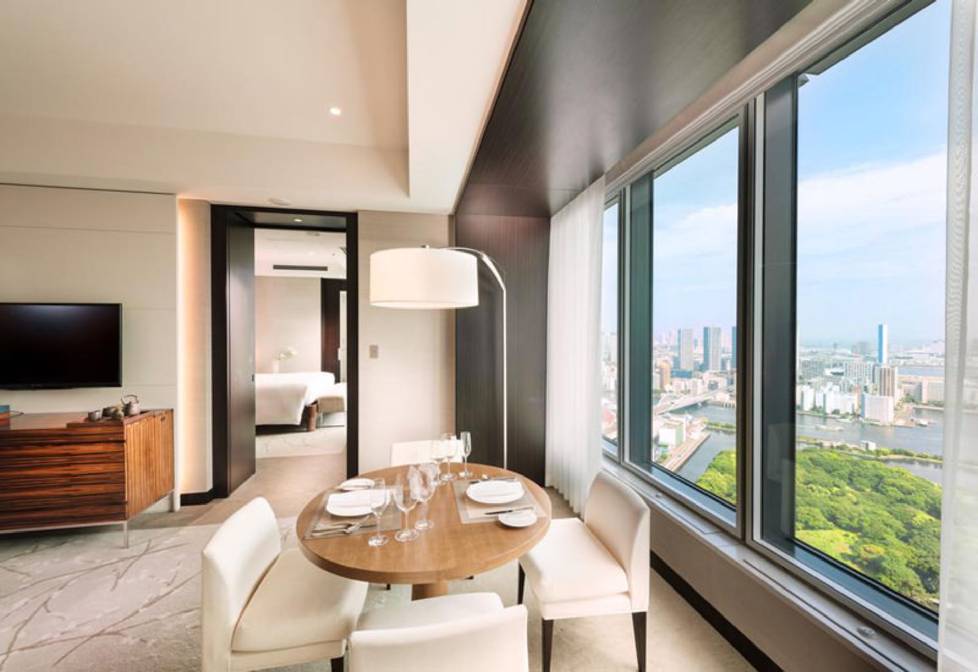 هتل کونراد (Conrad Tokyo)