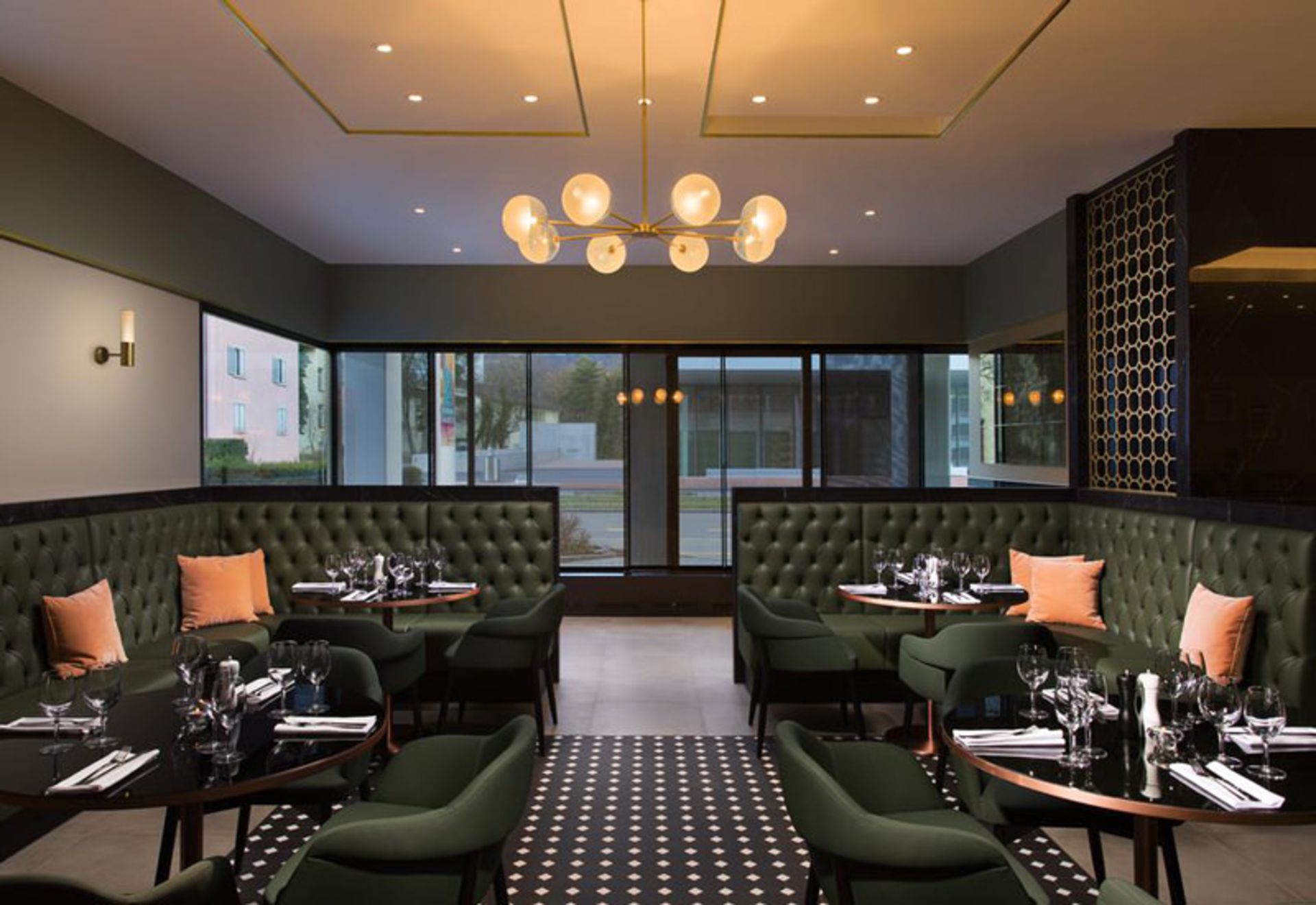 هتل کراون پلازا زوریخ (Crowne Plaza Zürich)