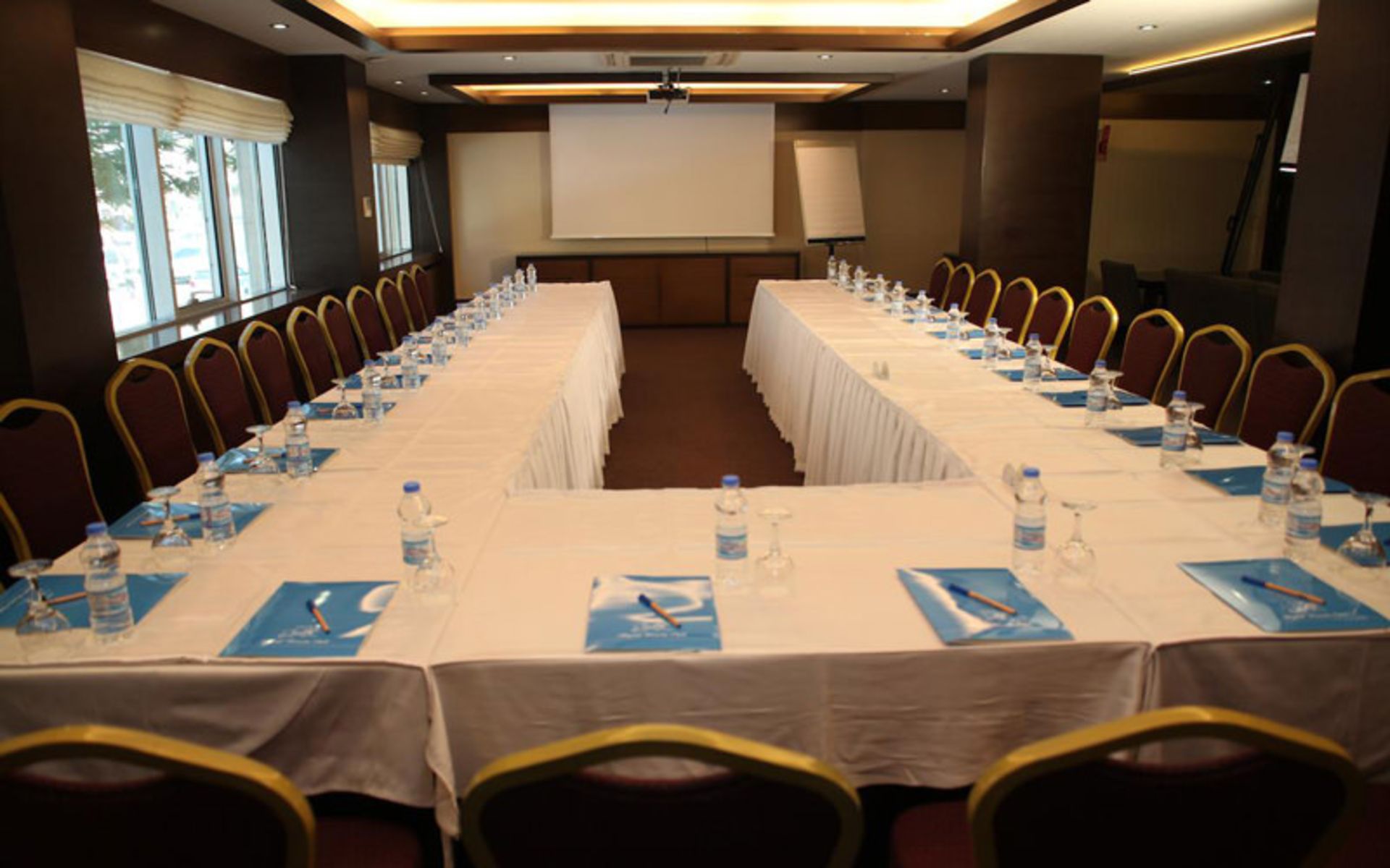 هتل بویوک اورارتو (Buyuk Urartu Hotel)
