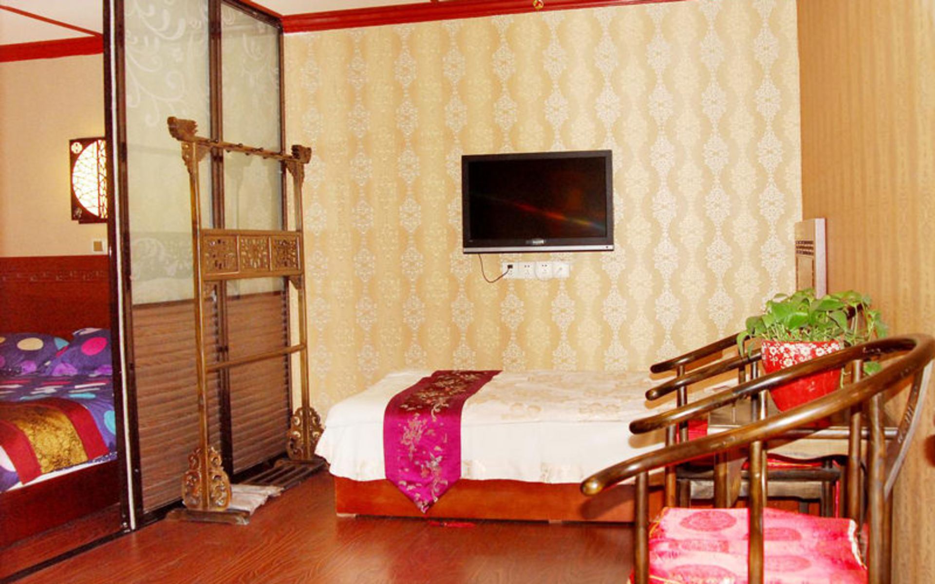 هتل کلاسیک کورتیارد (The Classic Courtyard)