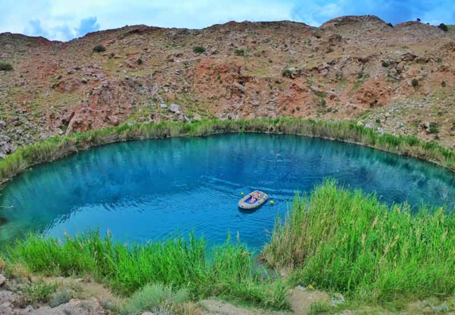 دریاچه سیاه گاو
