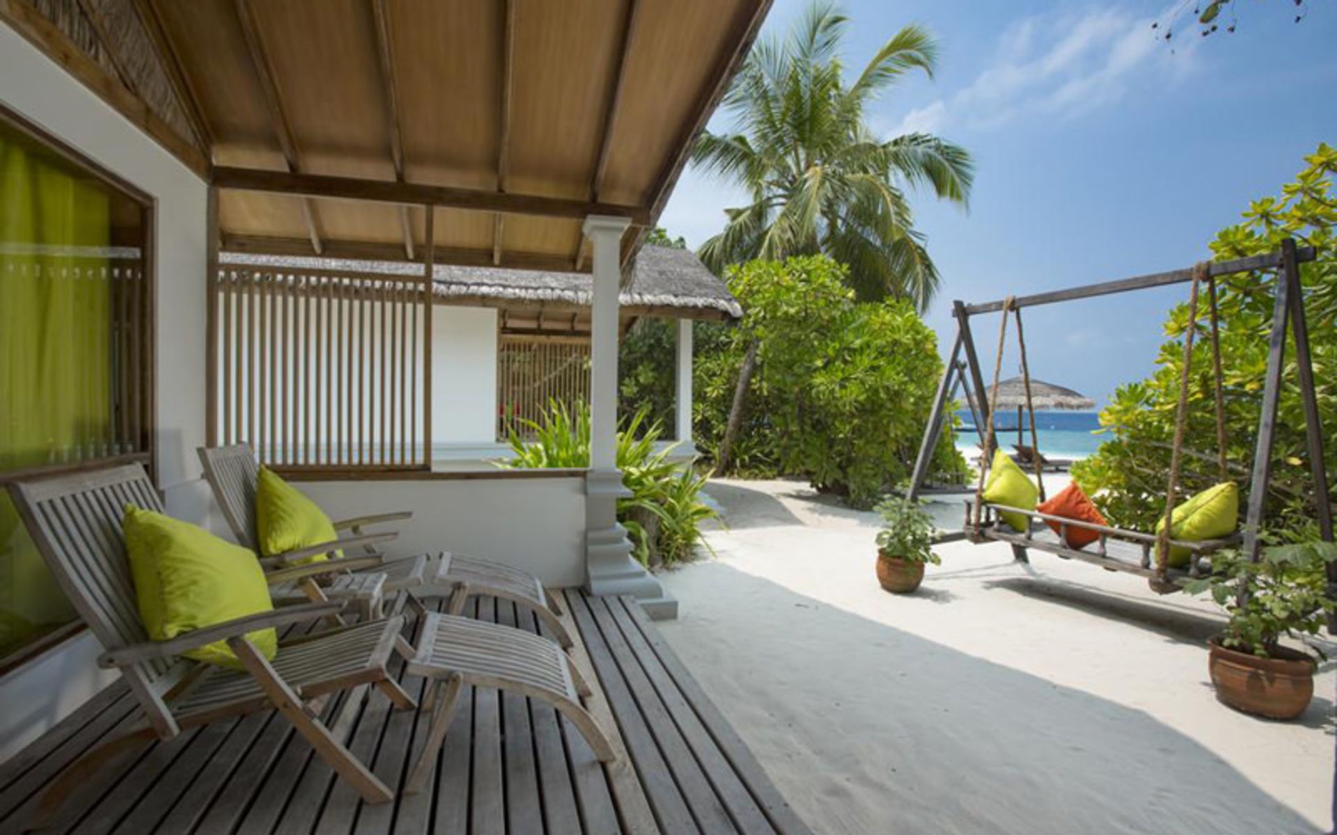 هتل ردی بیج ریزورت (Reethi Beach Resort)