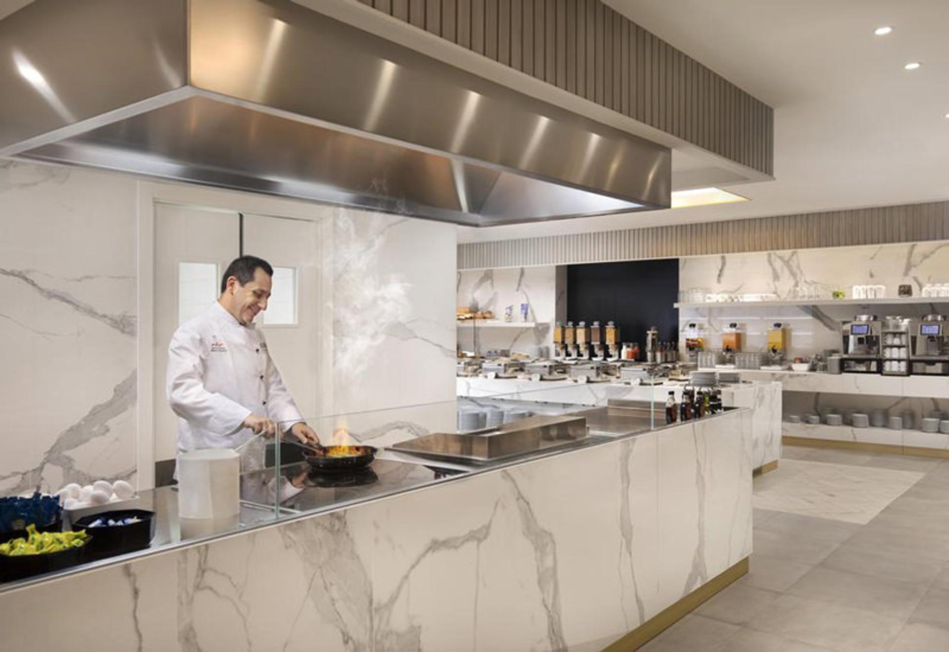 هتل کراون پلازا زوریخ (Crowne Plaza Zürich)