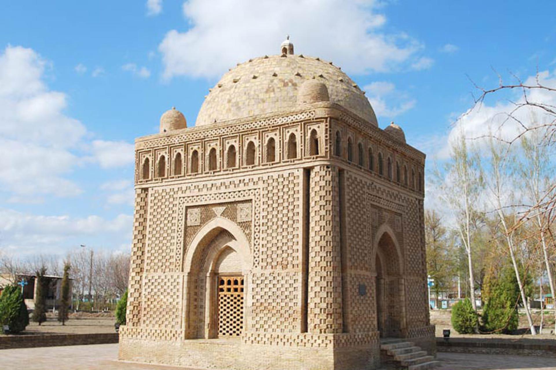 آرامگاه اسماعیل سامانی