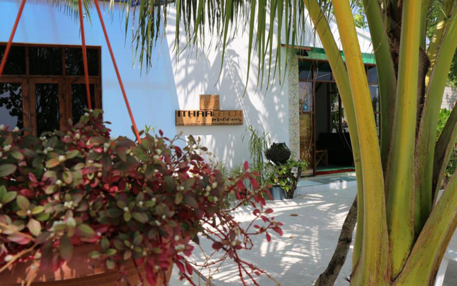 هتل ایدا بیچ (Ithaa Beach Maldives)