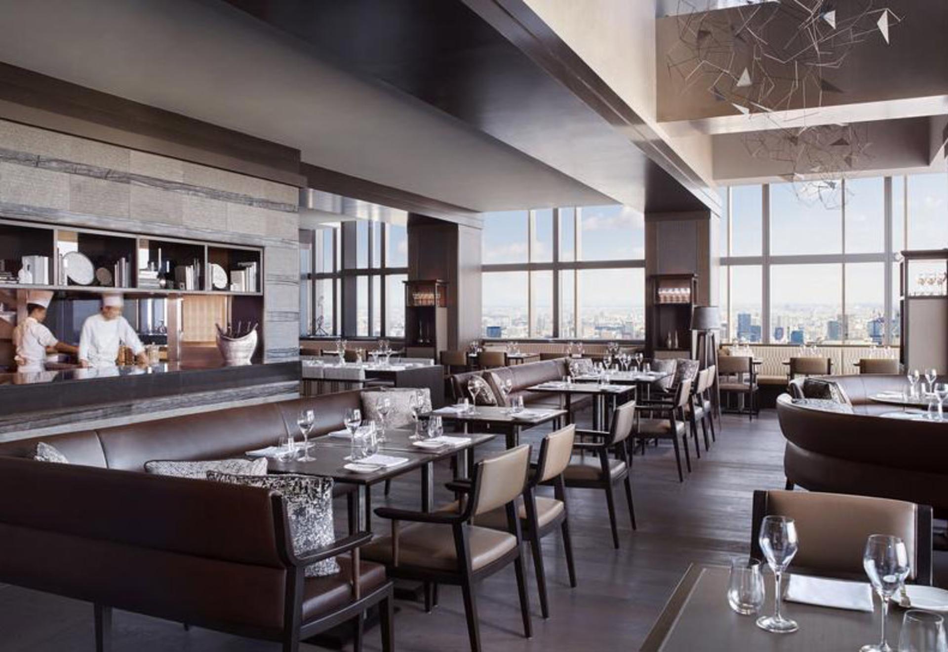 هتل ریتز کارلتون (The Ritz-Carlton)
