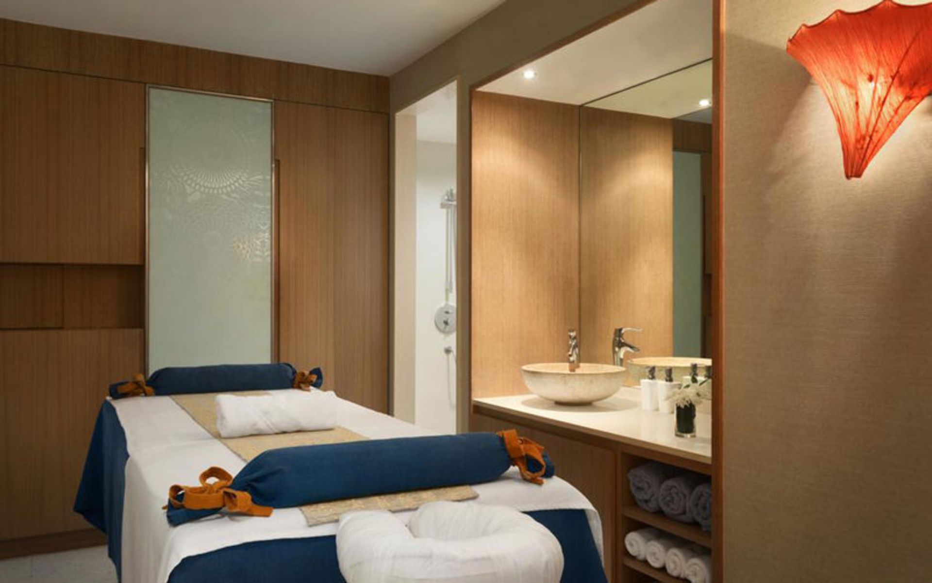 هتل جن‌ ماله (Hotel Jen Malé)
