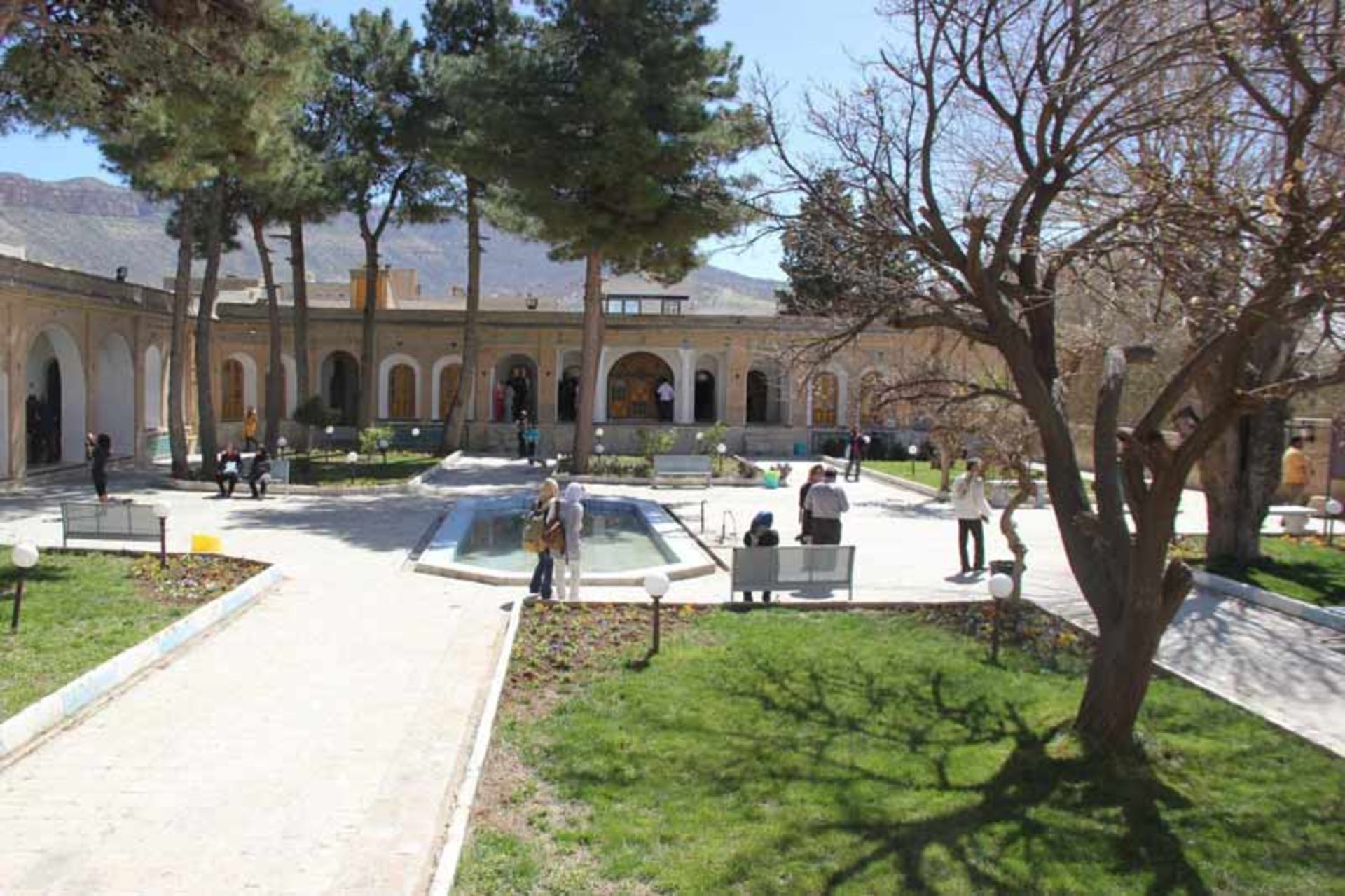 کاخ والی ایلام