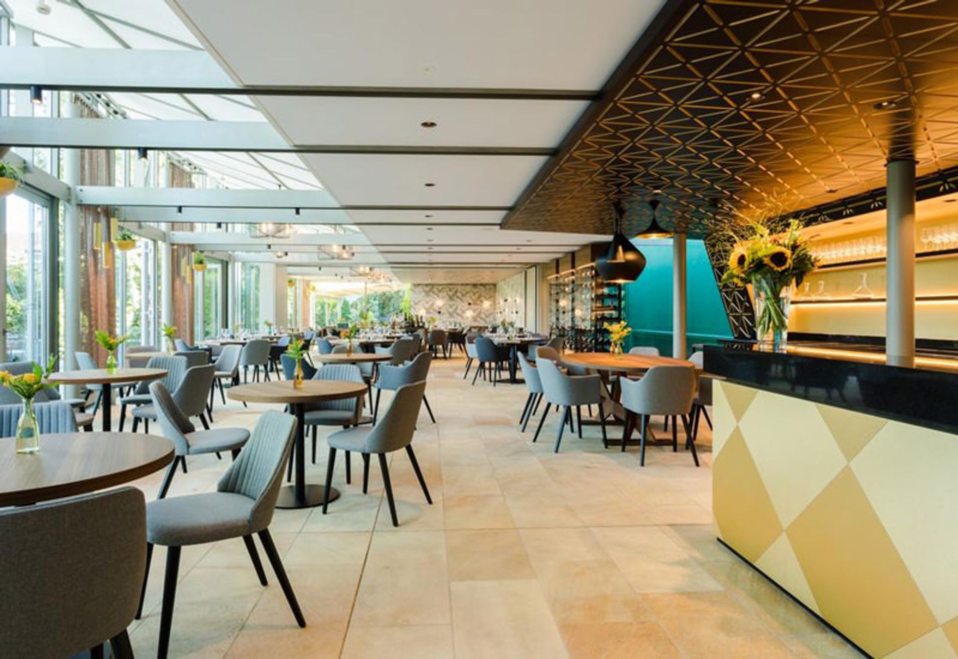 هتل انگیمات سیتی-گاردن (Engimatt City-Gardenhotel)
