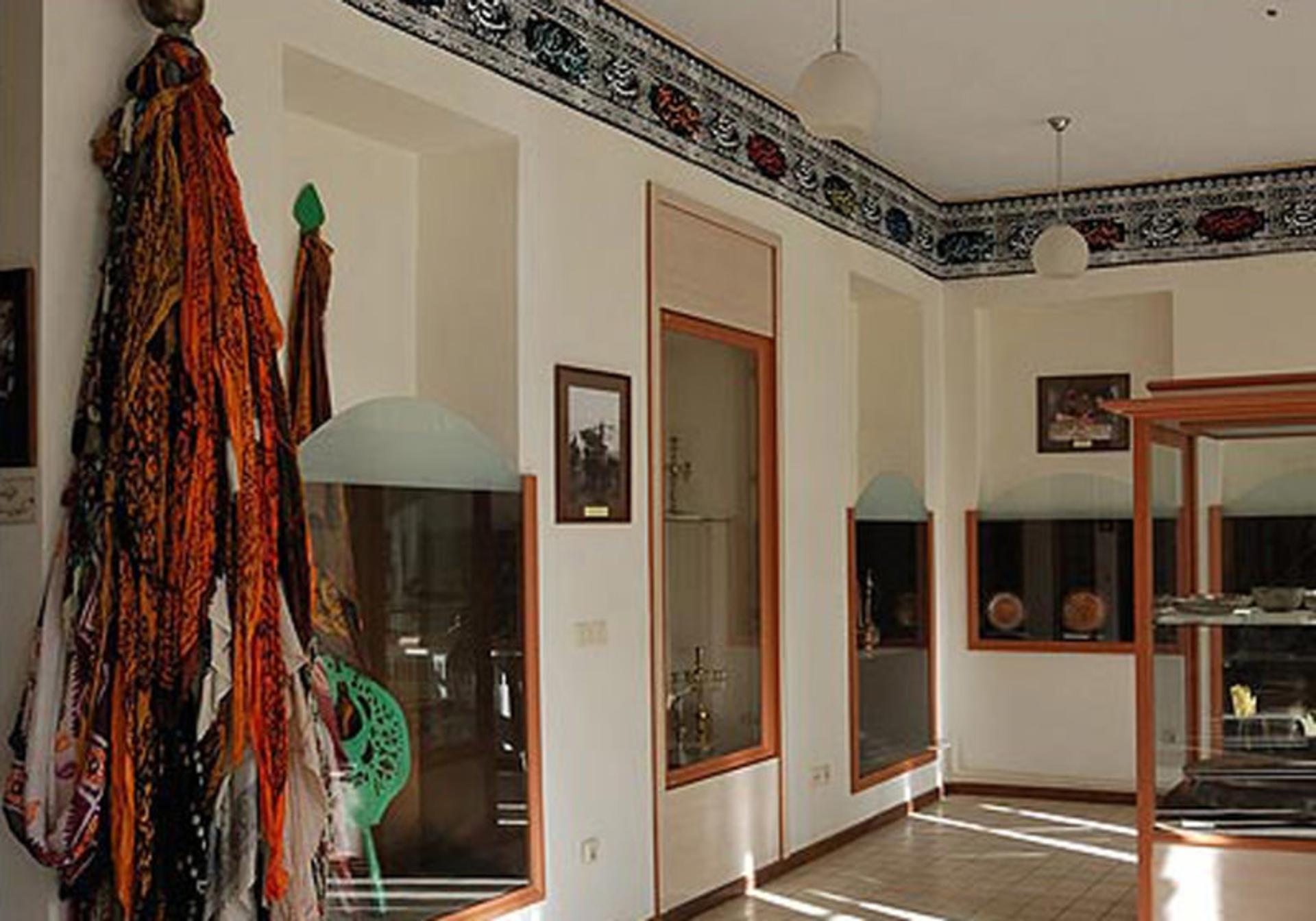 موزه محرم (خانه دکتر صحتی)