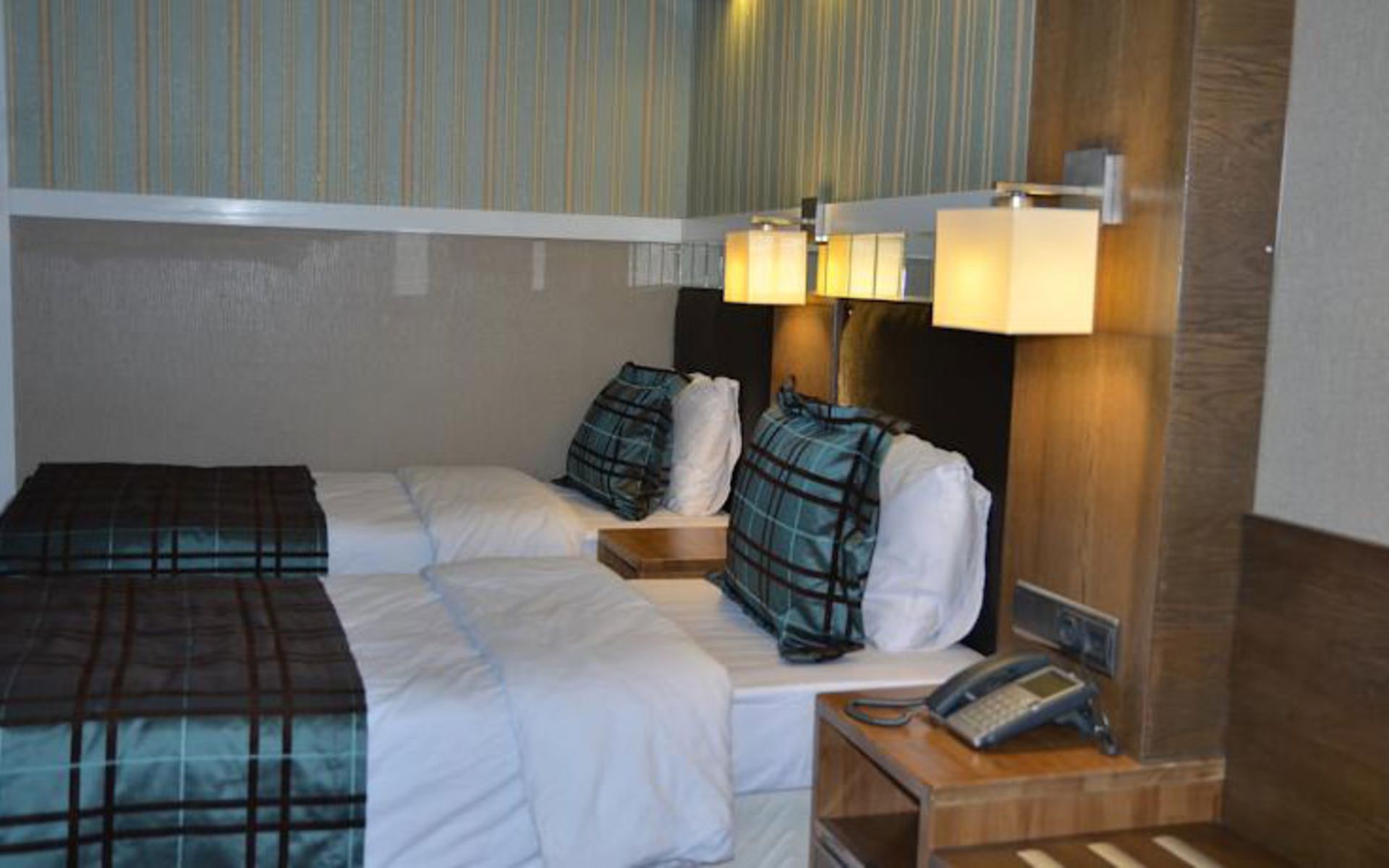 هتل گرند وان (Grand Hotel Van)