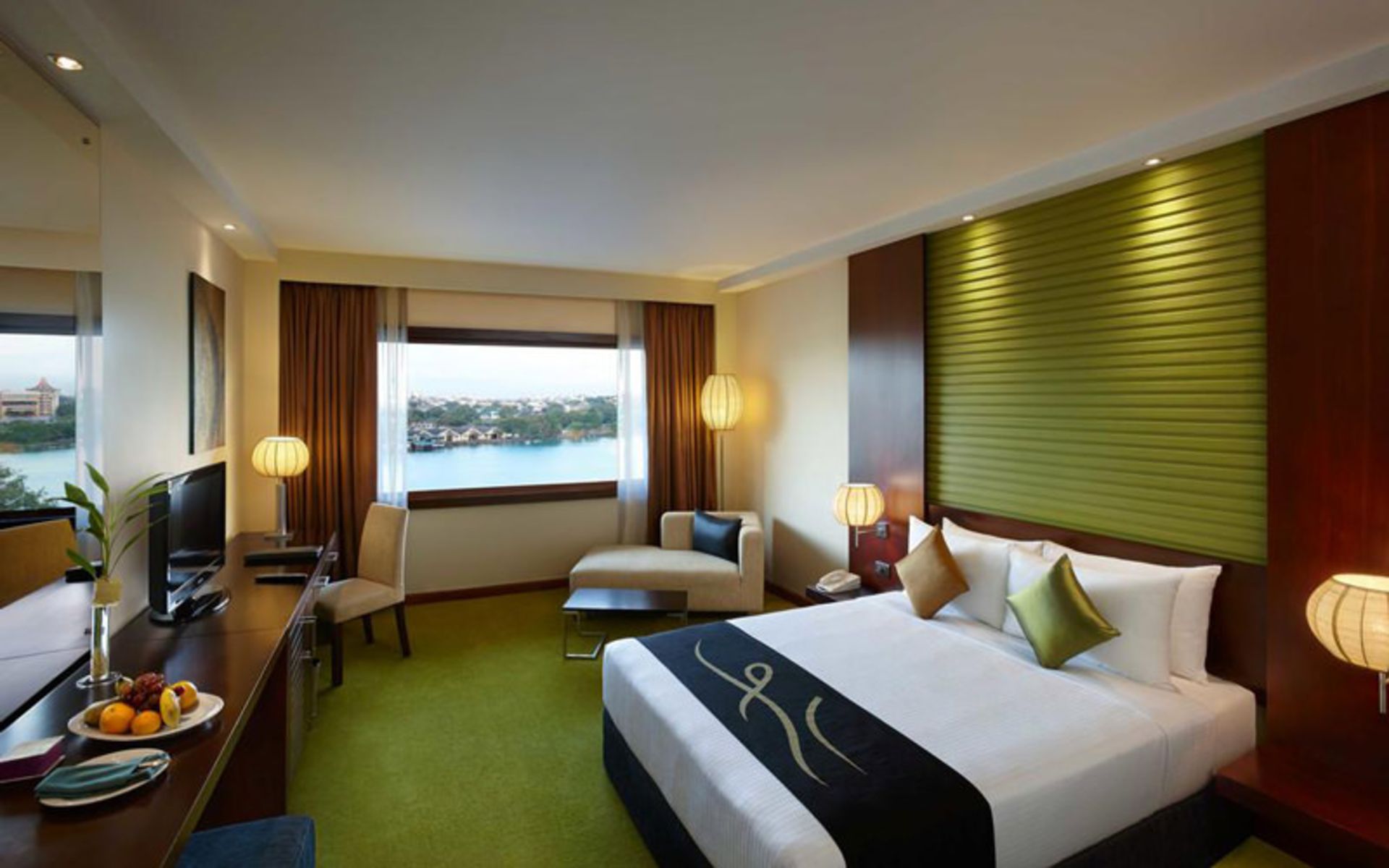 هتل سینامون لیک ‌ساید (Cinnamon Lakeside)