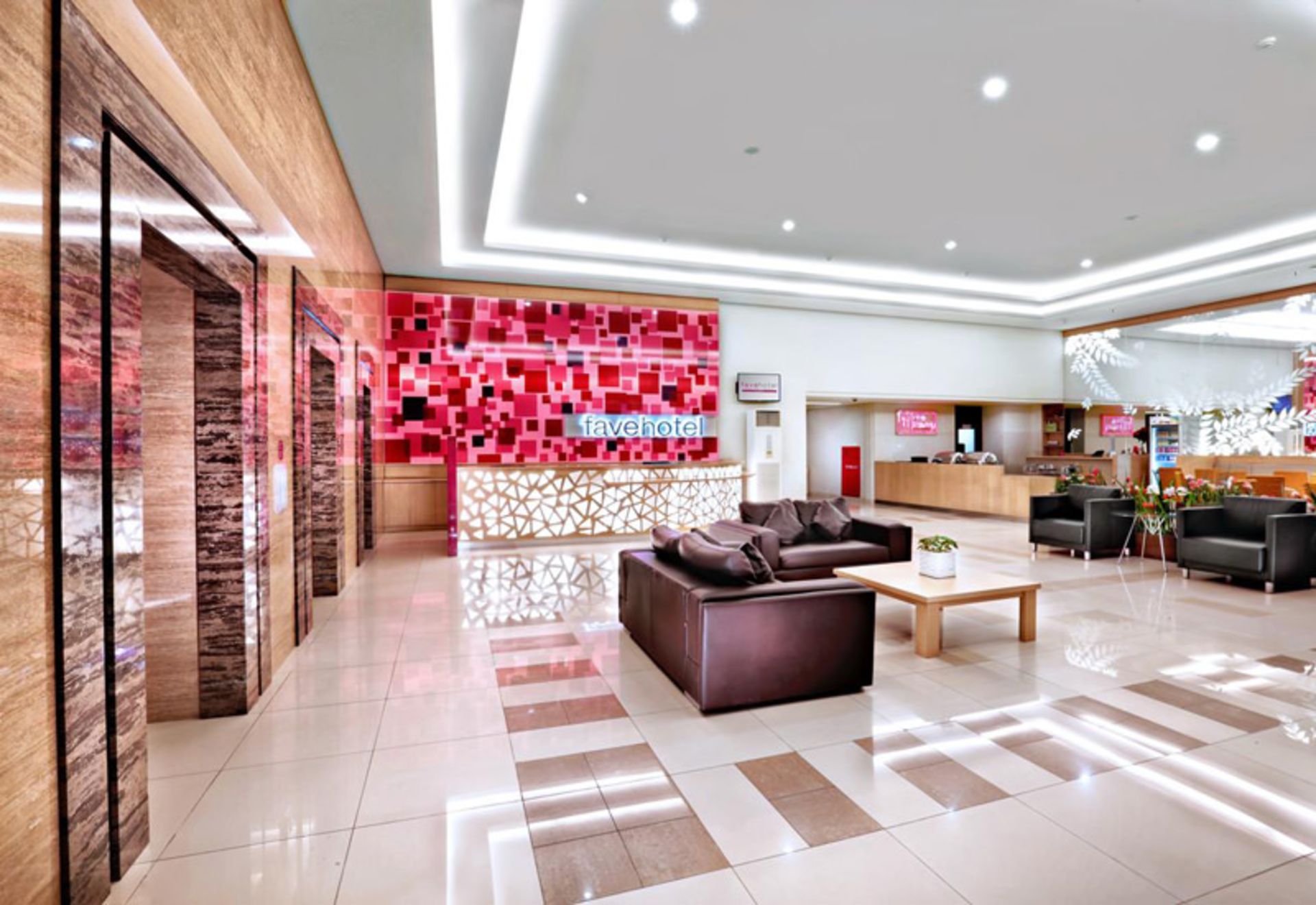 هتل فیو هتل پاسار بارو (favehotel Pasar Baru)