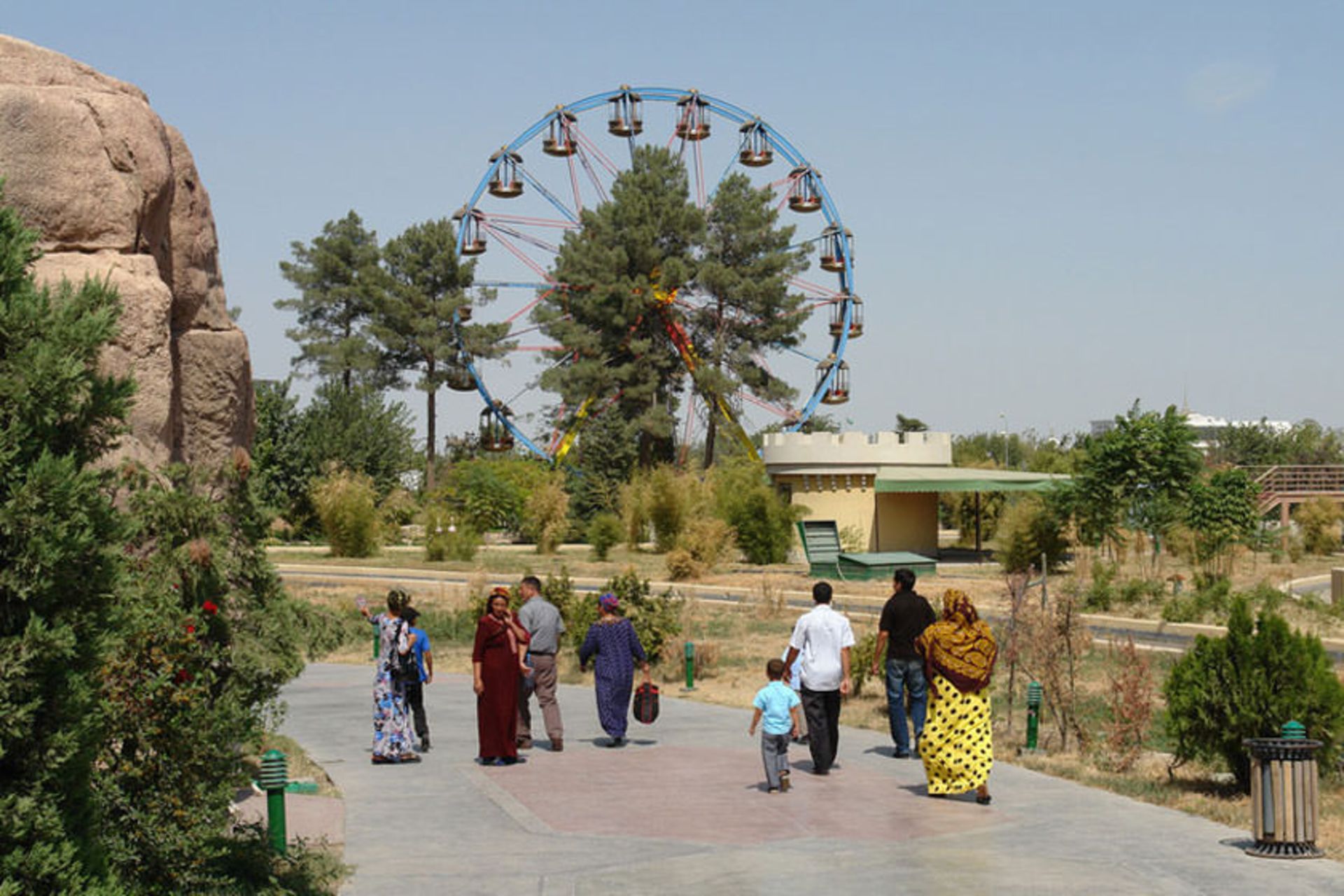 دنیای افسانه های ترکمن