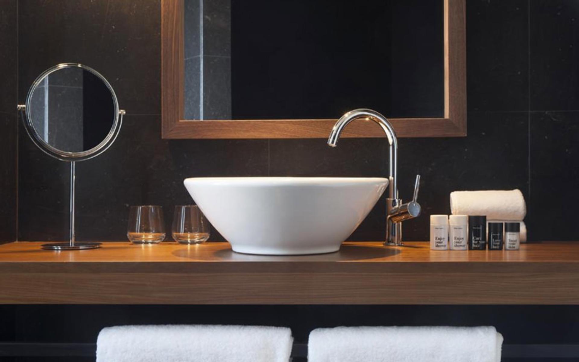 هتل دیر مادرید (Dear Hotel Madrid)