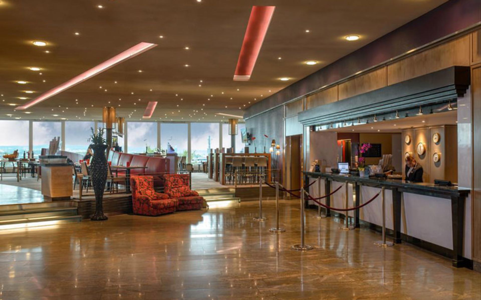 هتل هیلتون زوریخ ایرپورت (Hilton Zurich Airport)
