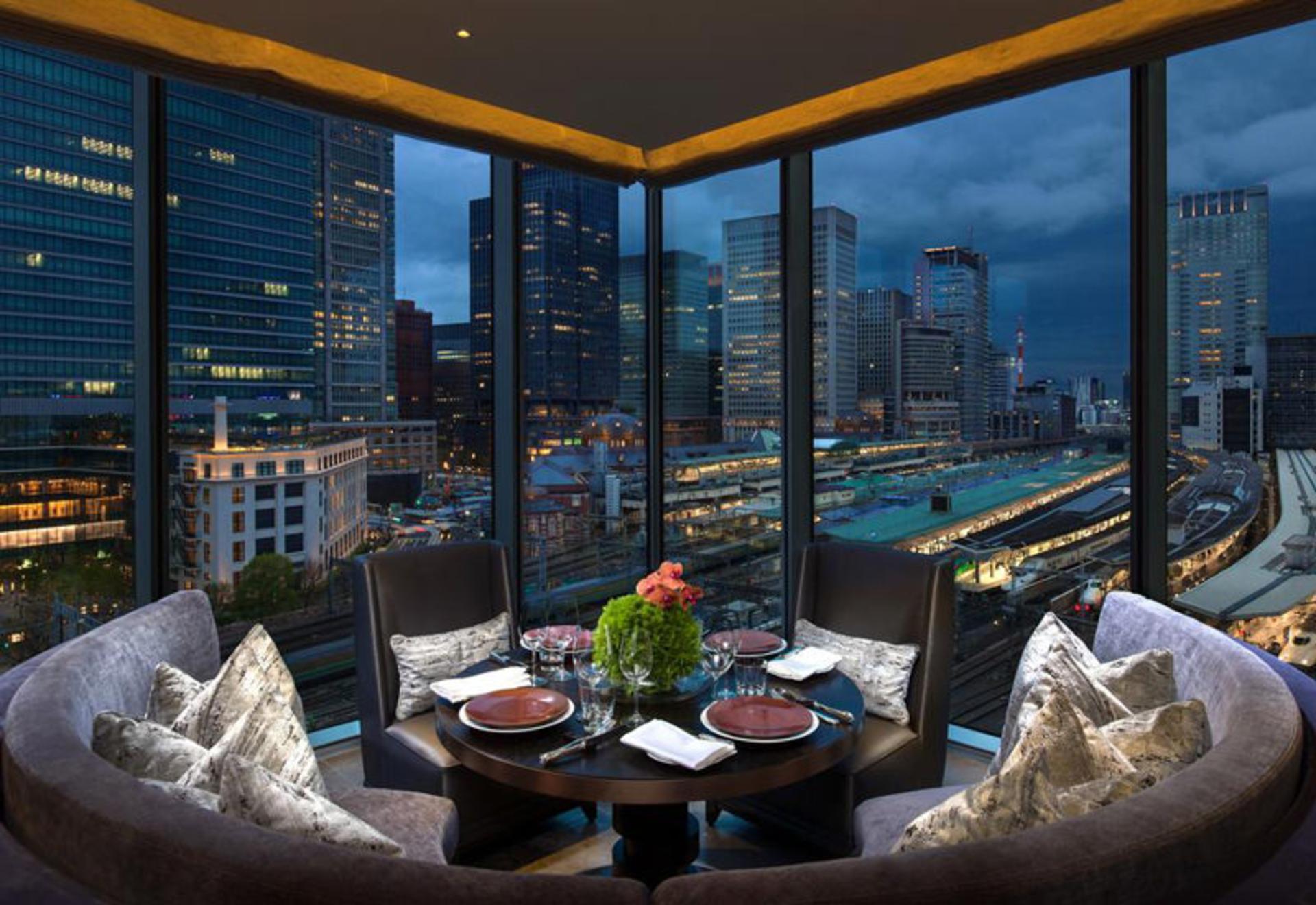 هتل فور سیزن توکیو (Four Seasons Hotel Tokyo at Marunouchi)