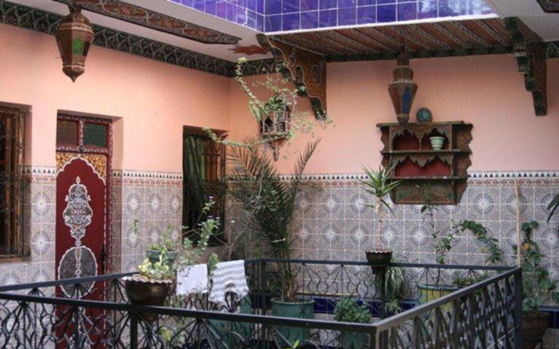 هتل آدای (Hotel Aday)
