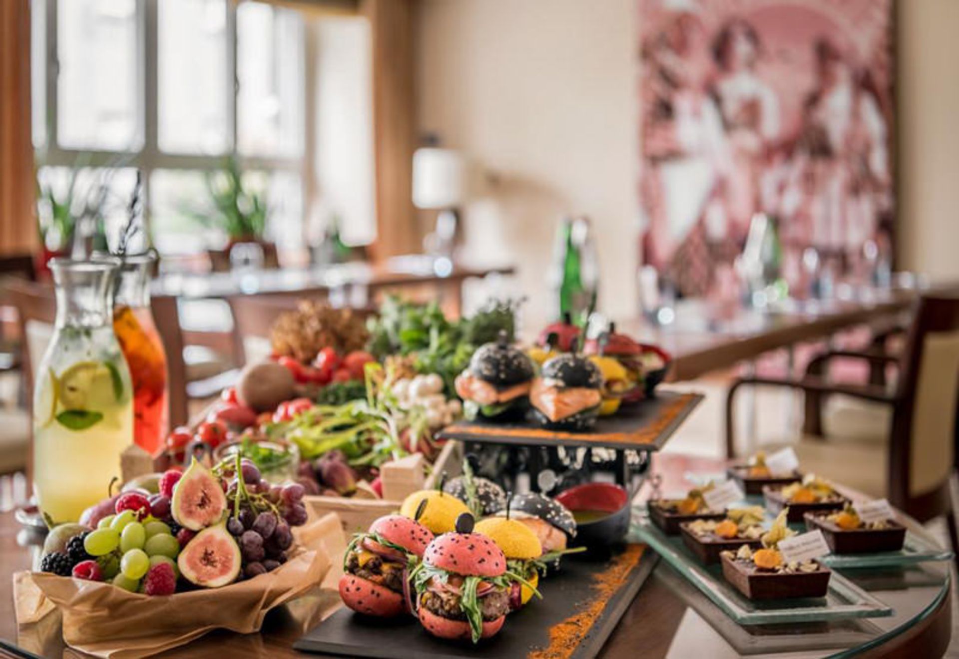 هتل شرایتون زوریخ نویس شلوس (Sheraton Zürich Neues Schloss Hotel)