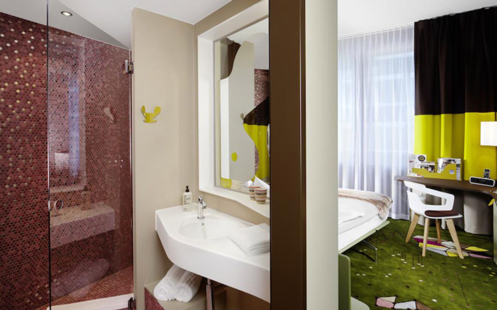 هتل ۲۶ آورز زوریخ وست (25hours Hotel Zürich West)