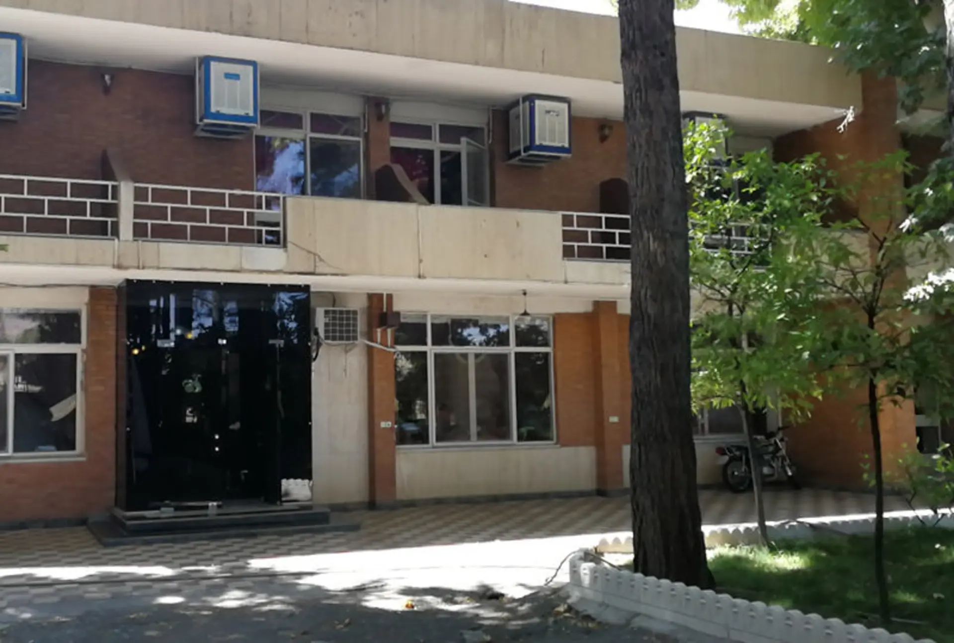 هتل جهانگردی استهبان استان فارس