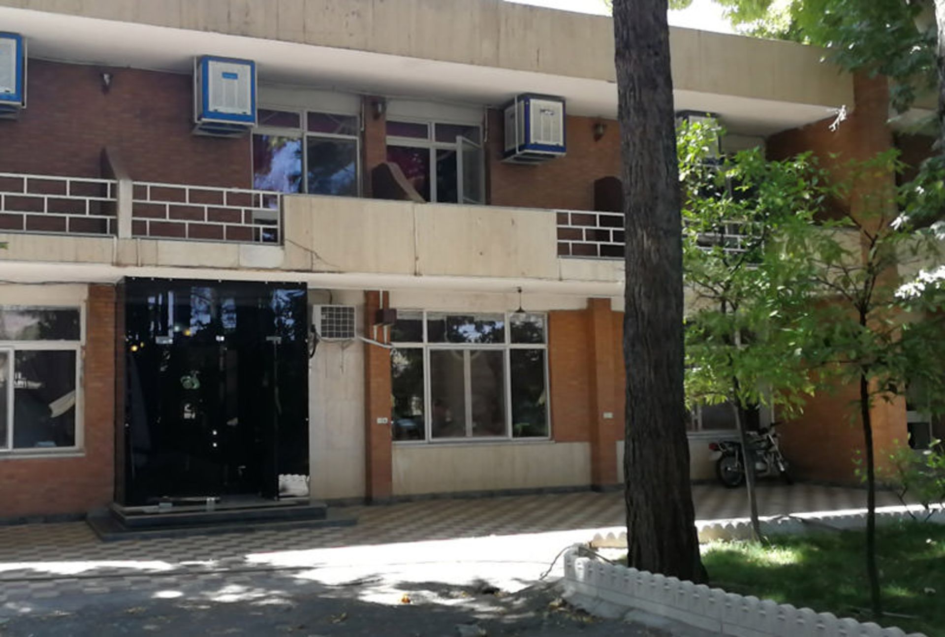هتل جهانگردی استهبان استان فارس