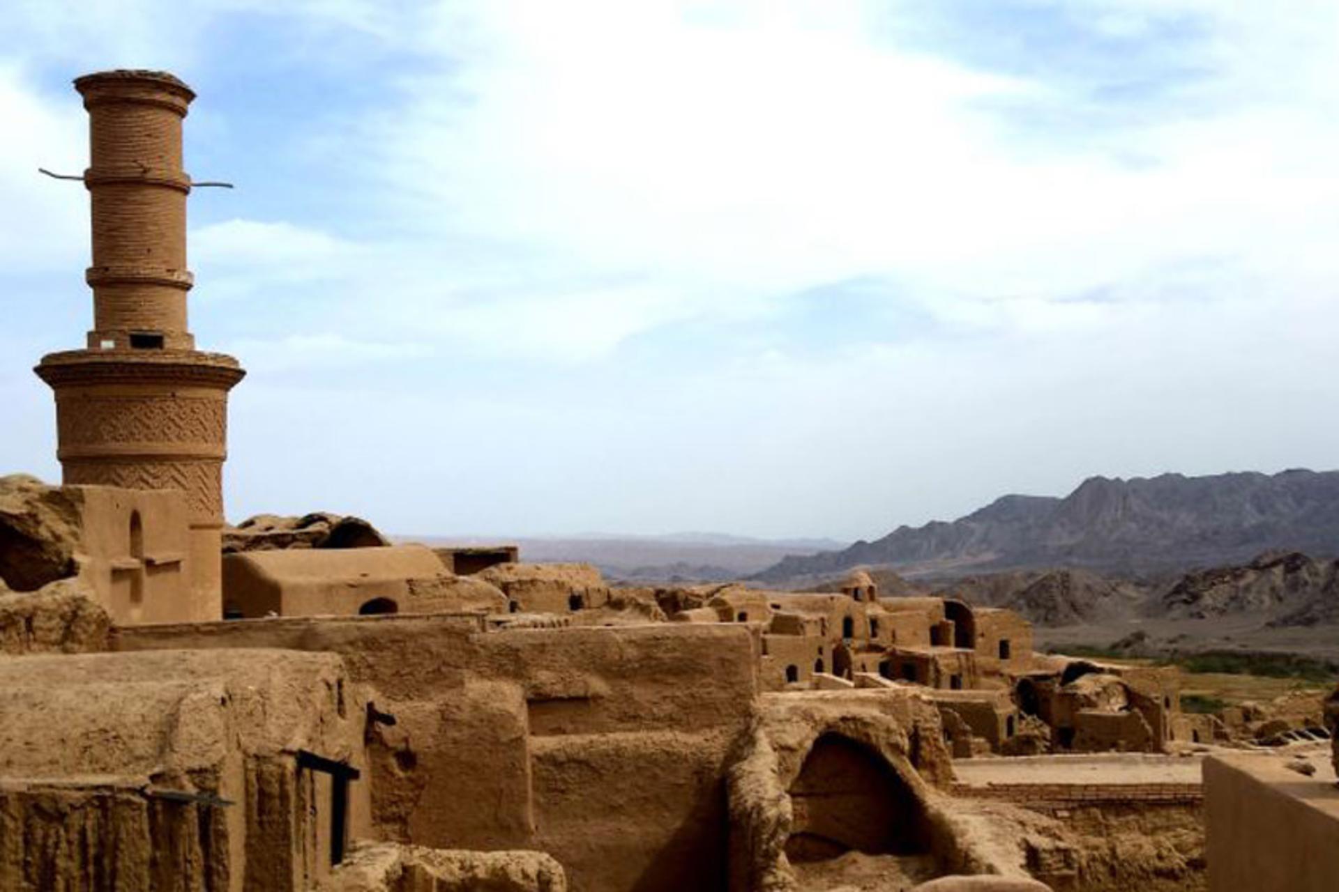 منارجنبان خرانق