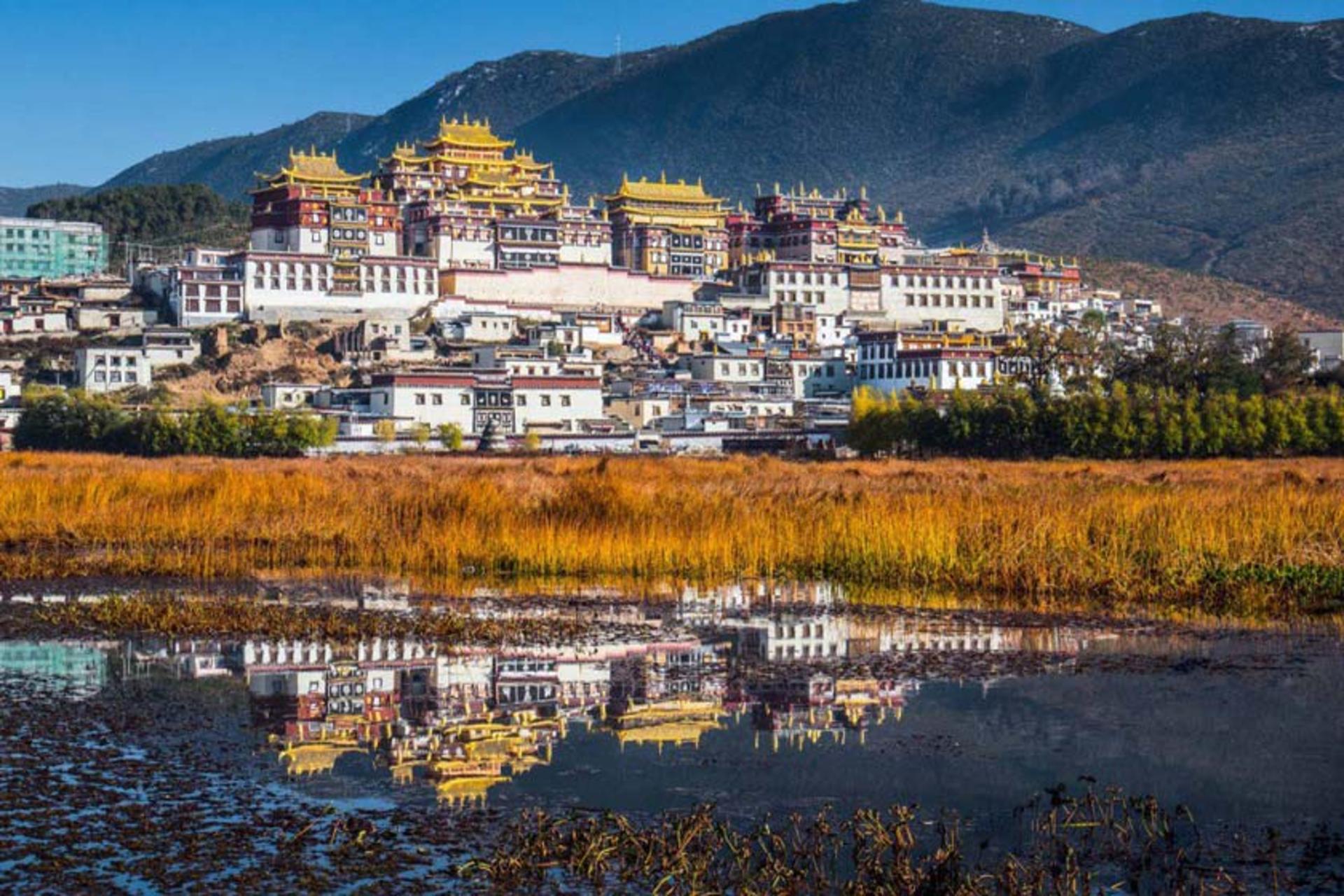 صومعه سانگ زان لین (Songzanlin Monastery)
