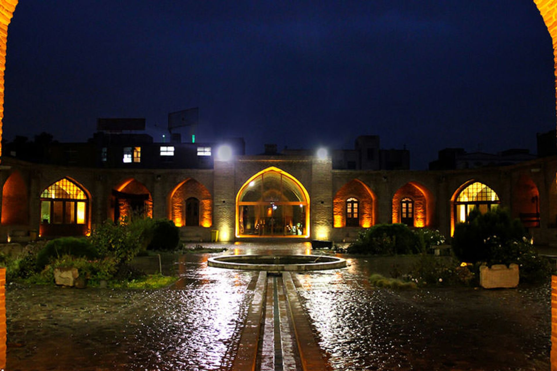 کاروانسرای شاه عباسی